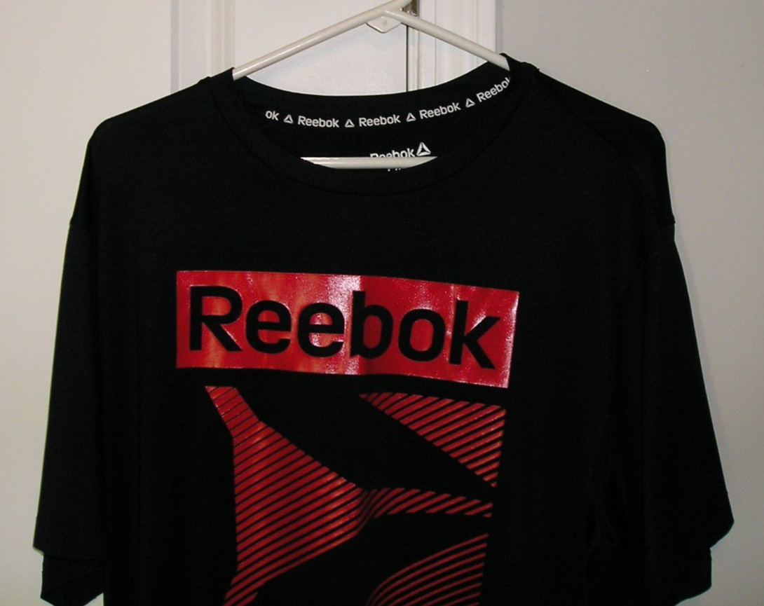 REEBOK MEN'S GRAPHIC NAVY BLUE (SS) POLYESTER/SPANDEX CREW NECK T. SHIRT~NICE! gallery