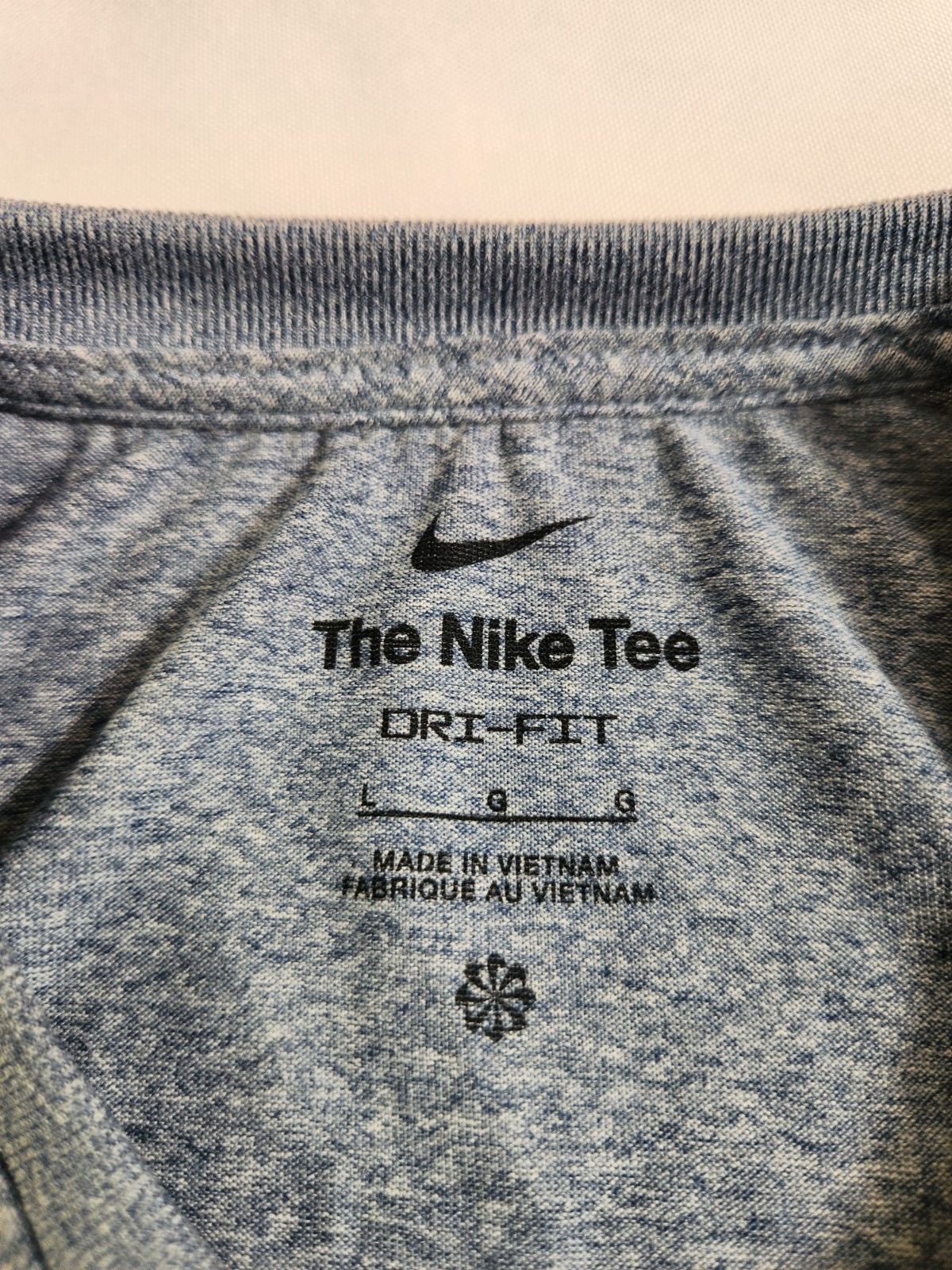 Nike Tank Top Sleeveless Shirt Men's Size LG Blue Dri-fit Performance Activewear gallery