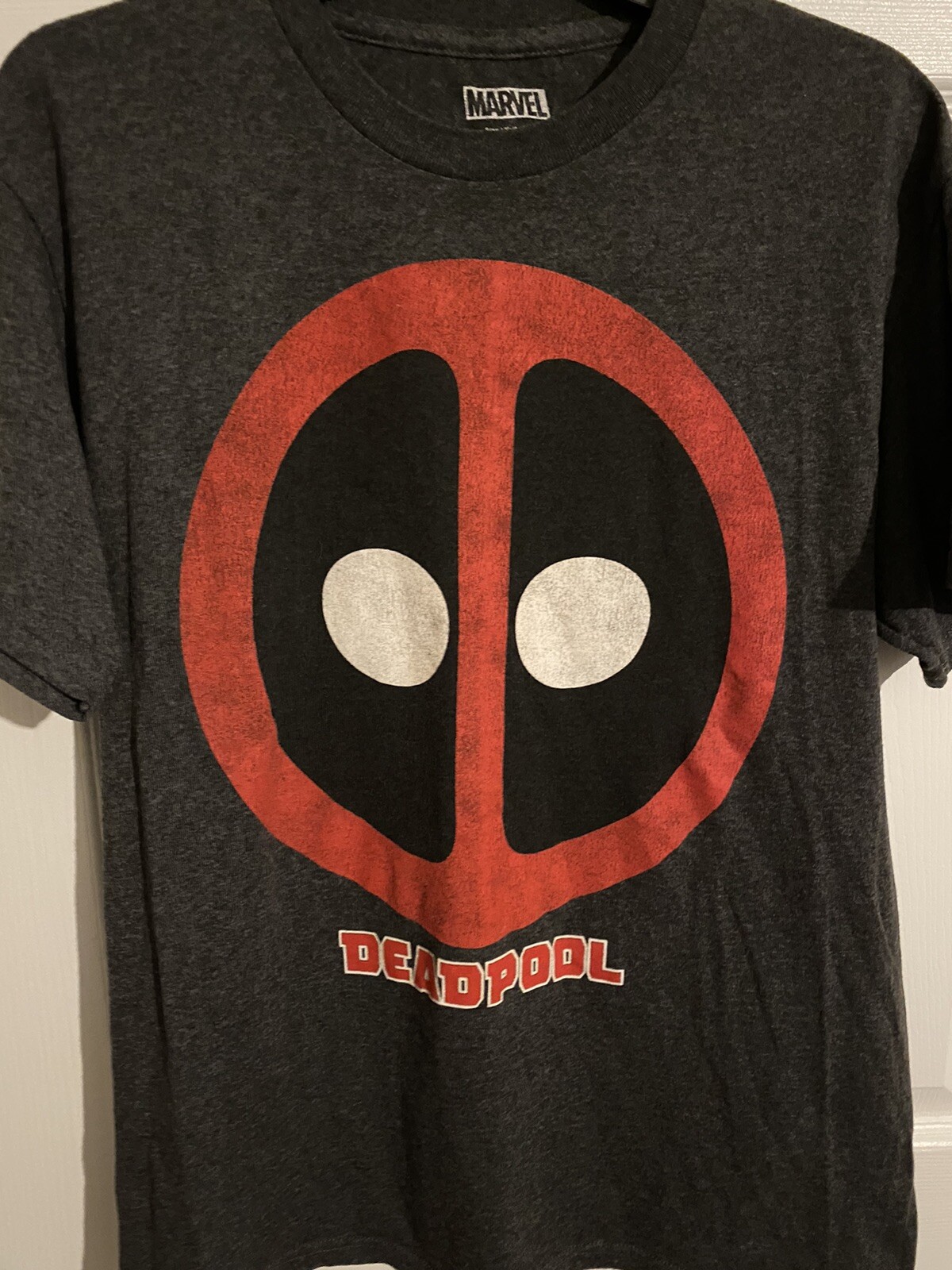 Marvel Deadpool T-Shirt Adult Medium Size Deadpool Logo Tee New Without Tags gallery