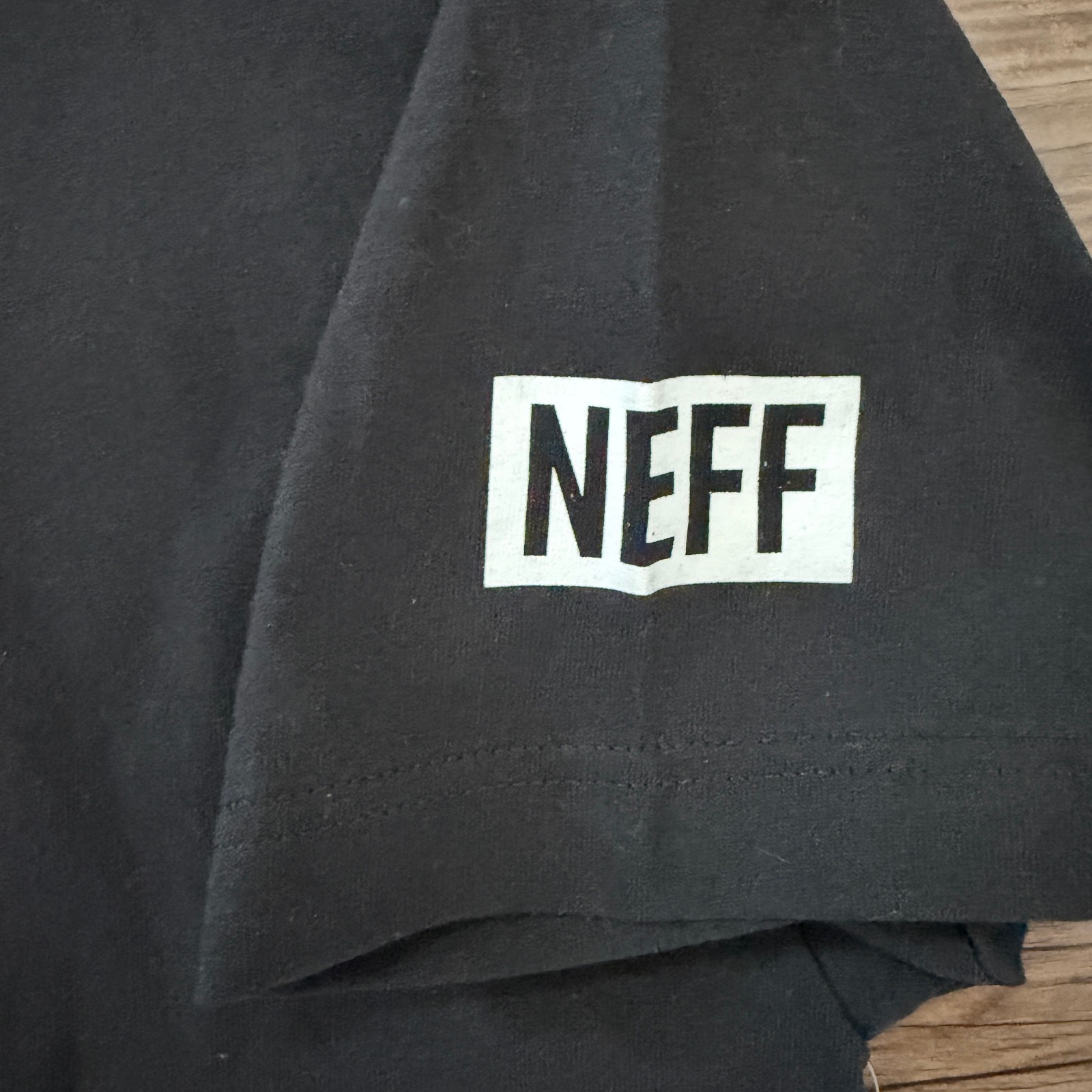Disney x Neff Mickey Mouse Graphic Limited Tee Black Mens Large NWT gallery