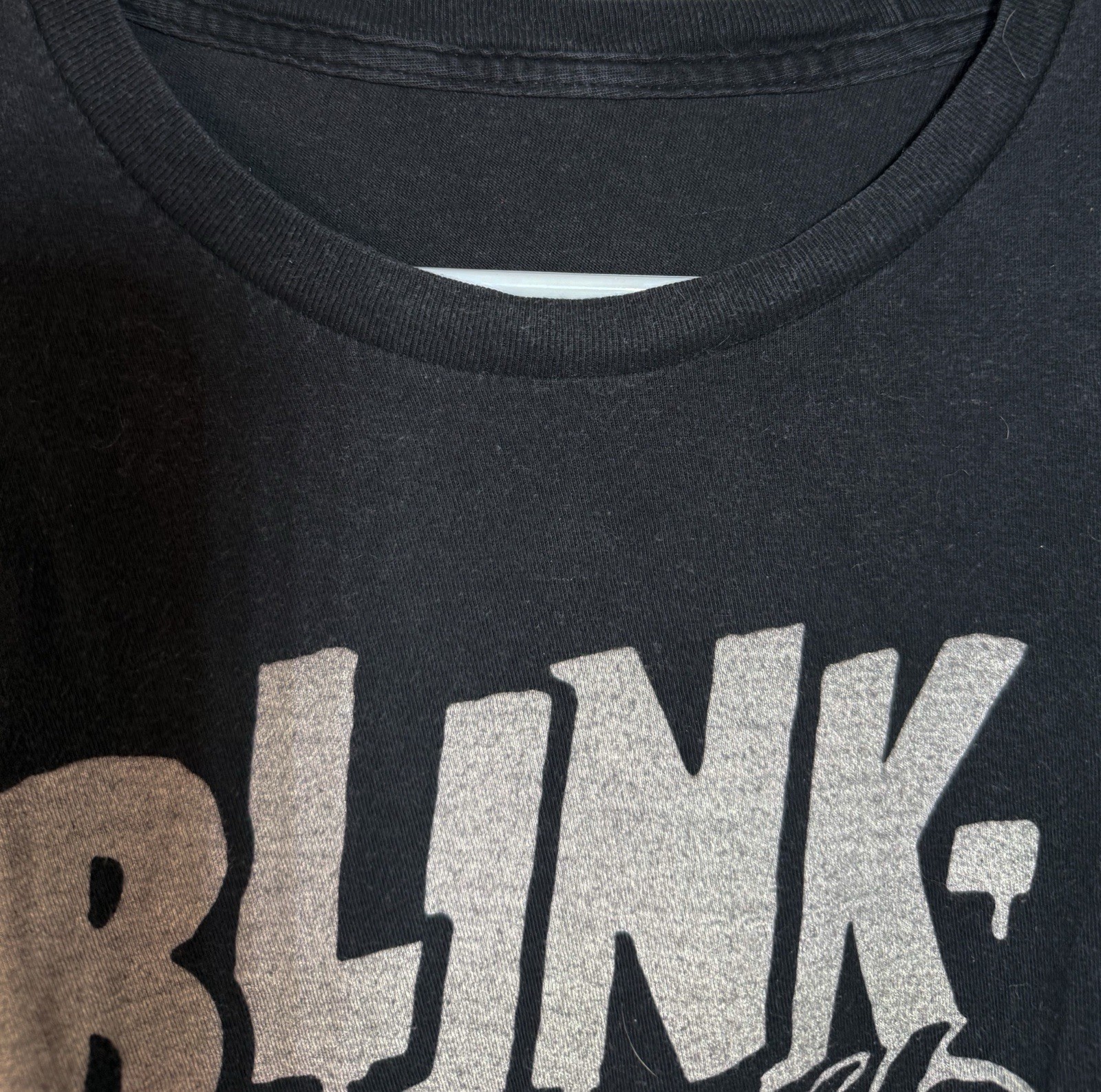 NO TAG Blink 182 Pool Scene Black Short Sleeved Graphic Shirt XL? (See Desc.) gallery