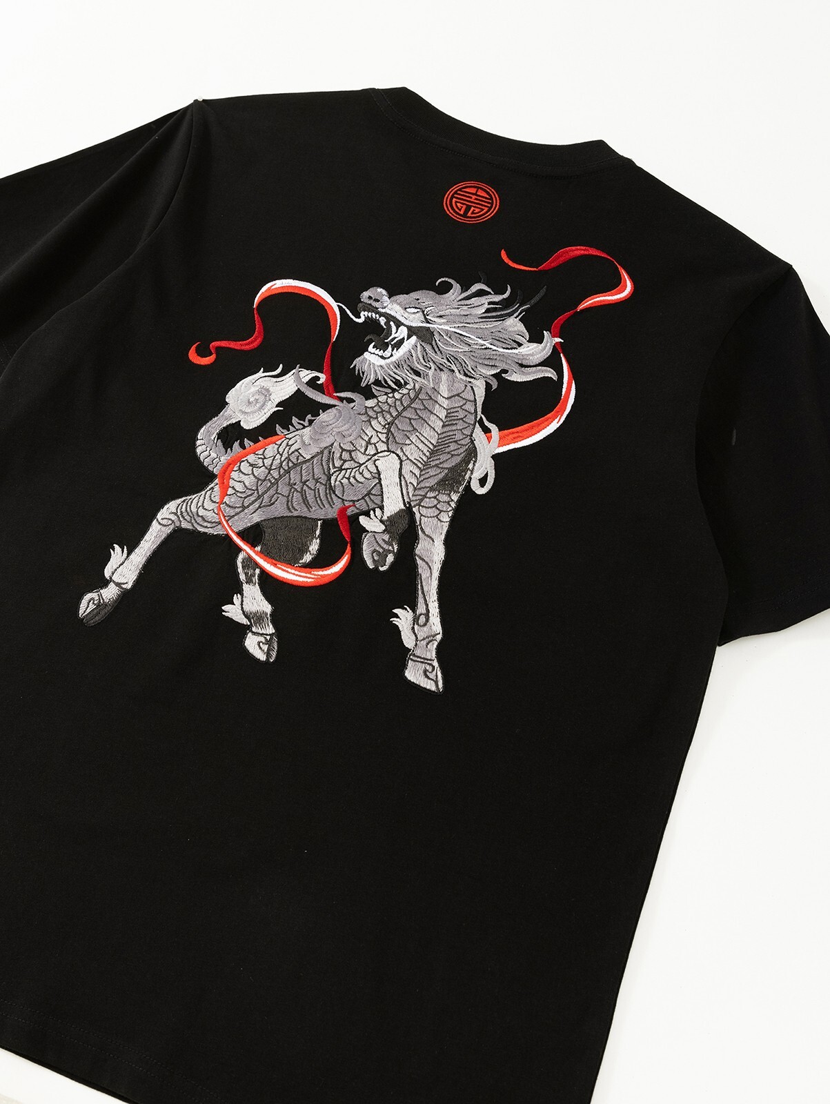 Niepce Men’s Raging Kirin Embroidery Graphic Tee Japanese Streetwear T-Shirt gallery