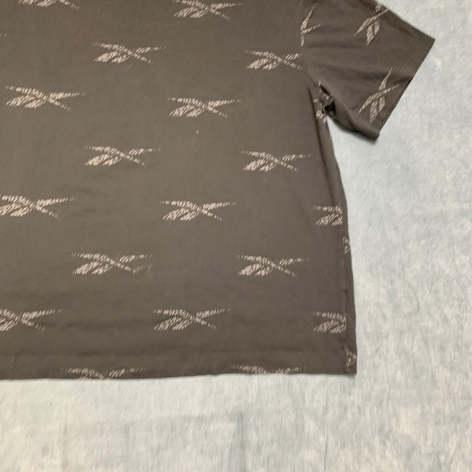 Reebok T Shirt Mens XL Black Allover Logo Graphic Casual Crew Neck Short Sleeve gallery