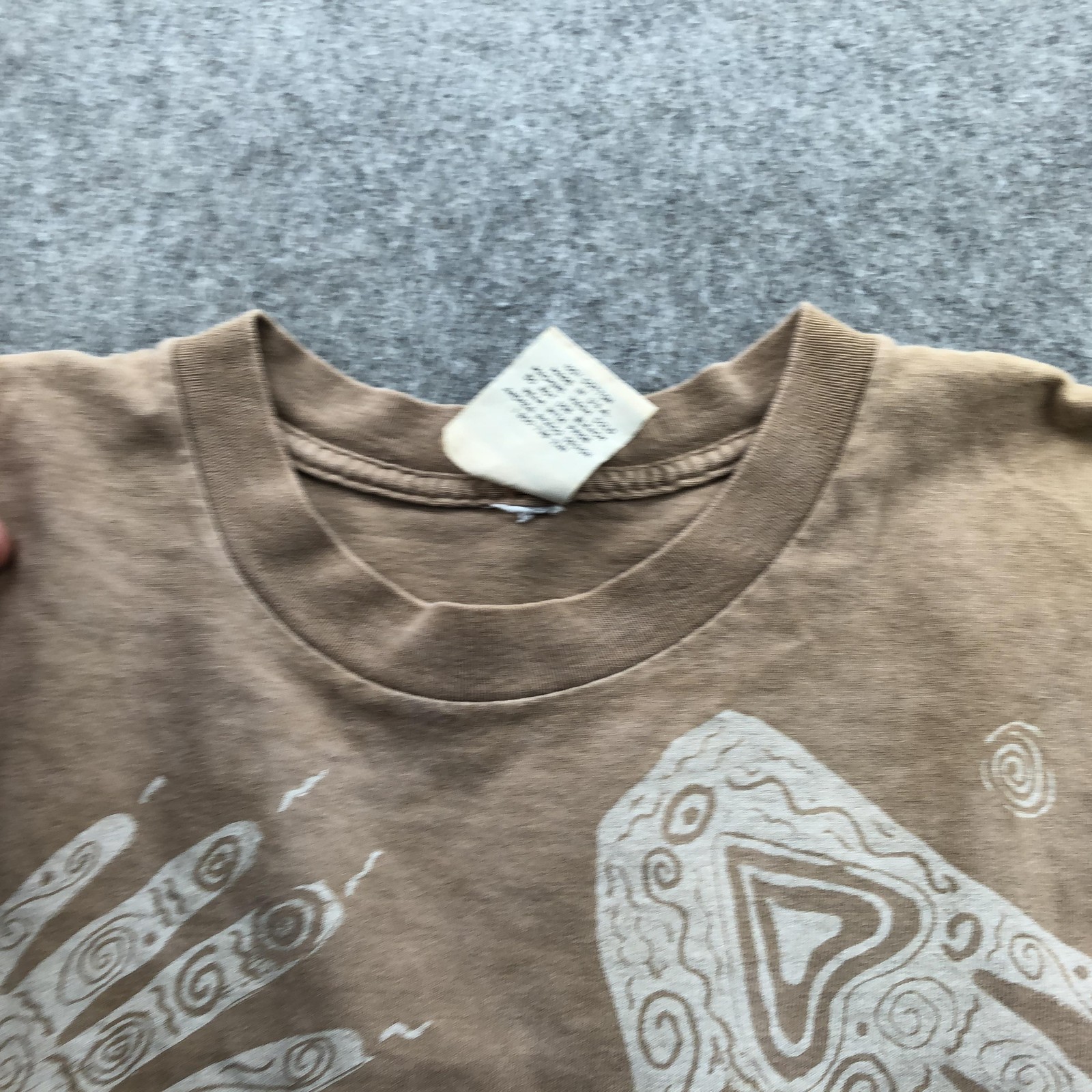 Vintage Primitives By Andrea Bragg Shirt Mens Large Beige Handprint Tribal Tee gallery