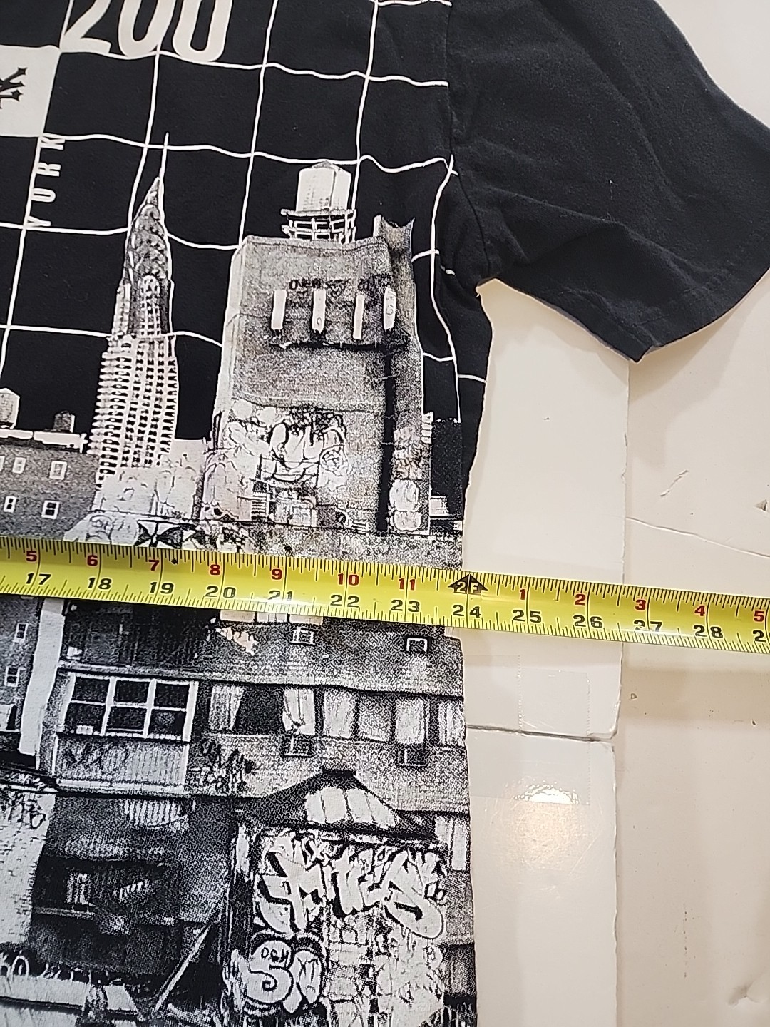 VTG Zoo York Unbreakable NYC Skyline Graphic Tee Black XXL Urban Streetwear Xmas gallery