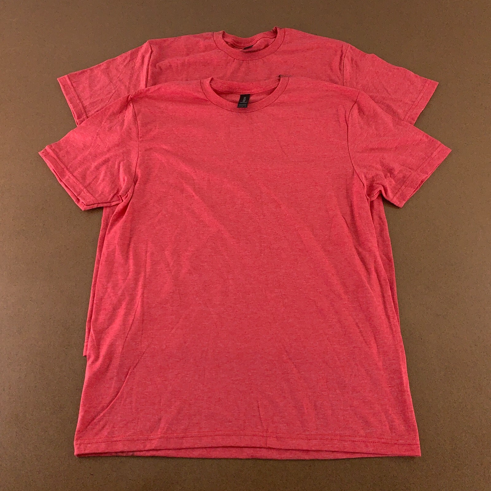 Gildan Adult Medium Red Heather Short Sleeve Crew Neck T-Shirts 2 Pack New *Flaw
