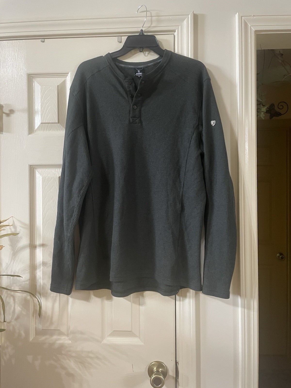 Kuhl Enticer Henley Men's XL Green Long Sleeve Stretch Outdoor Ribbed Shirt 7386 gallery