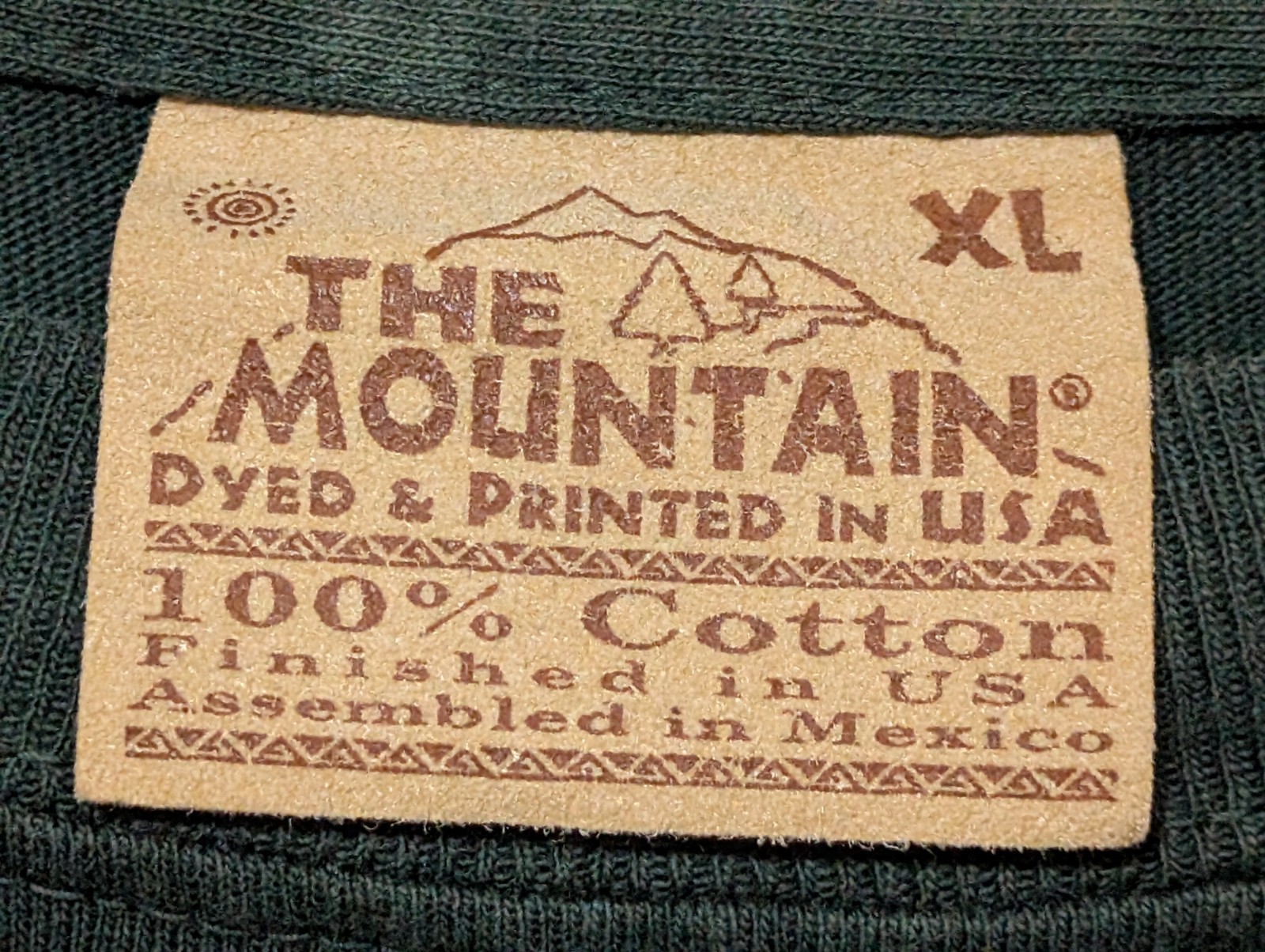 The Mountain Mens T-shirt Vintage Y2K Elk In A Forest Clearing Flawed XL #6738 gallery
