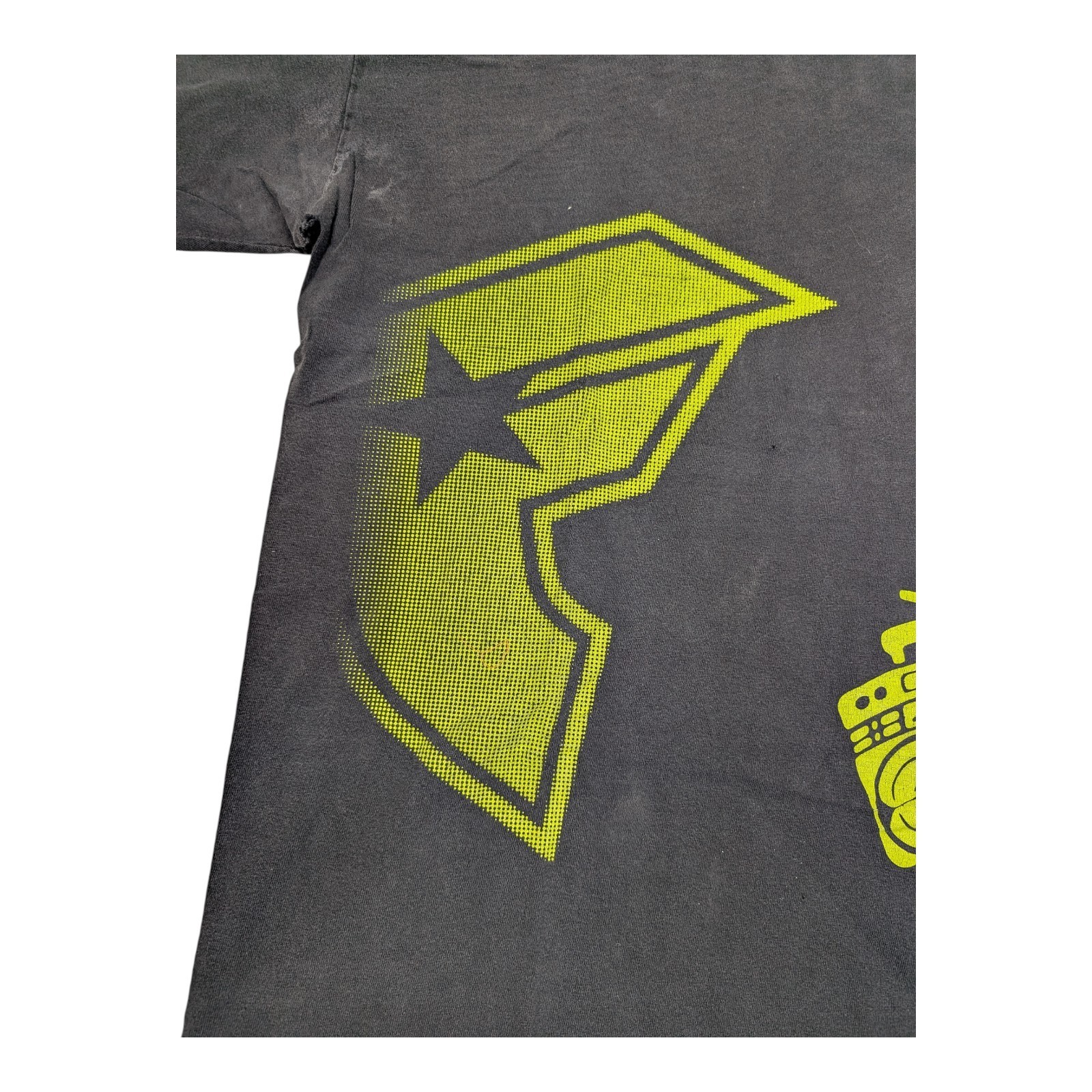 Vintage Y2K Famous Stars and Straps T-Shirt Large Black Green 99 FMS distressed gallery