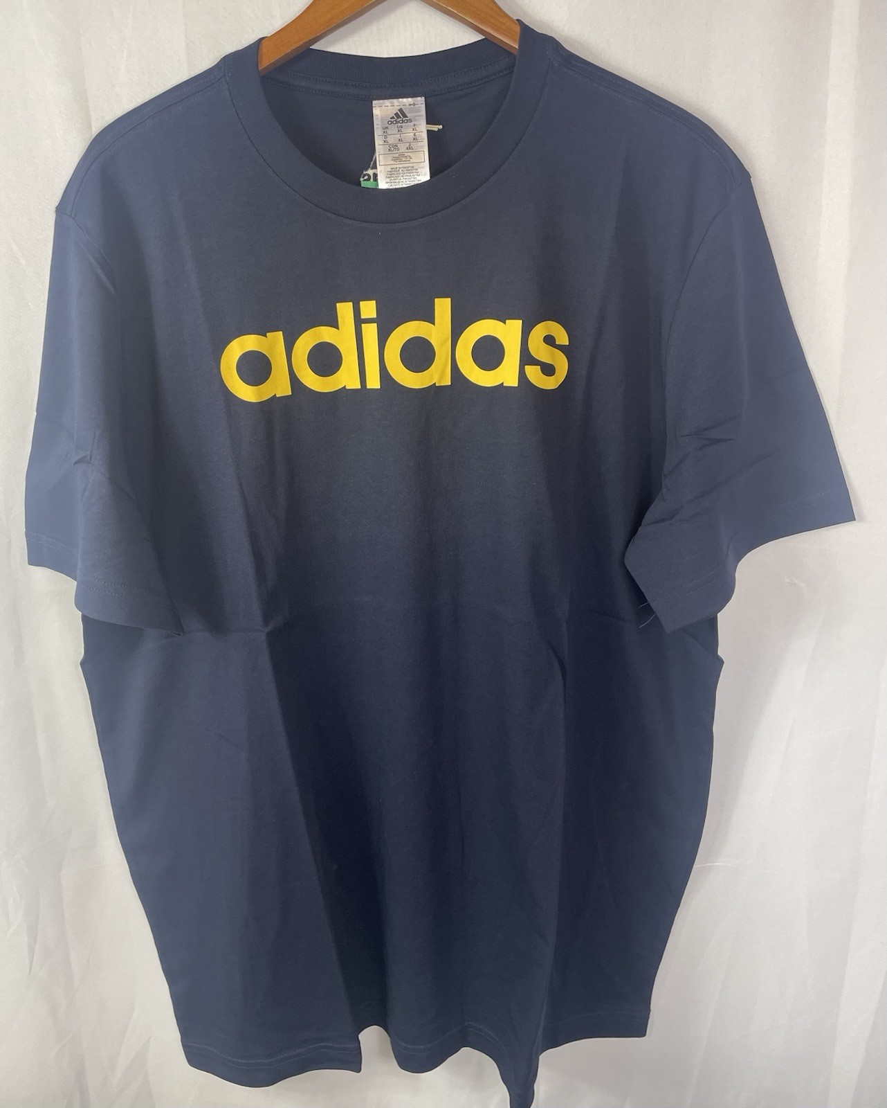 adidas Men’s XL Graphic Crewneck Short Sleeve T-Shirt Navy NWT gallery