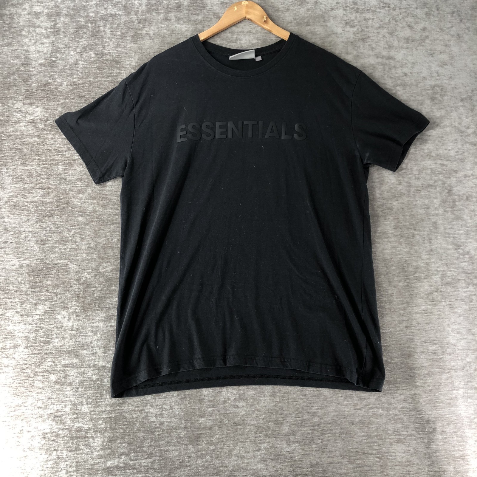 Essentials Fear of God Men's Graphic T-Shirt Spellout Logo Black S/S Size XL gallery