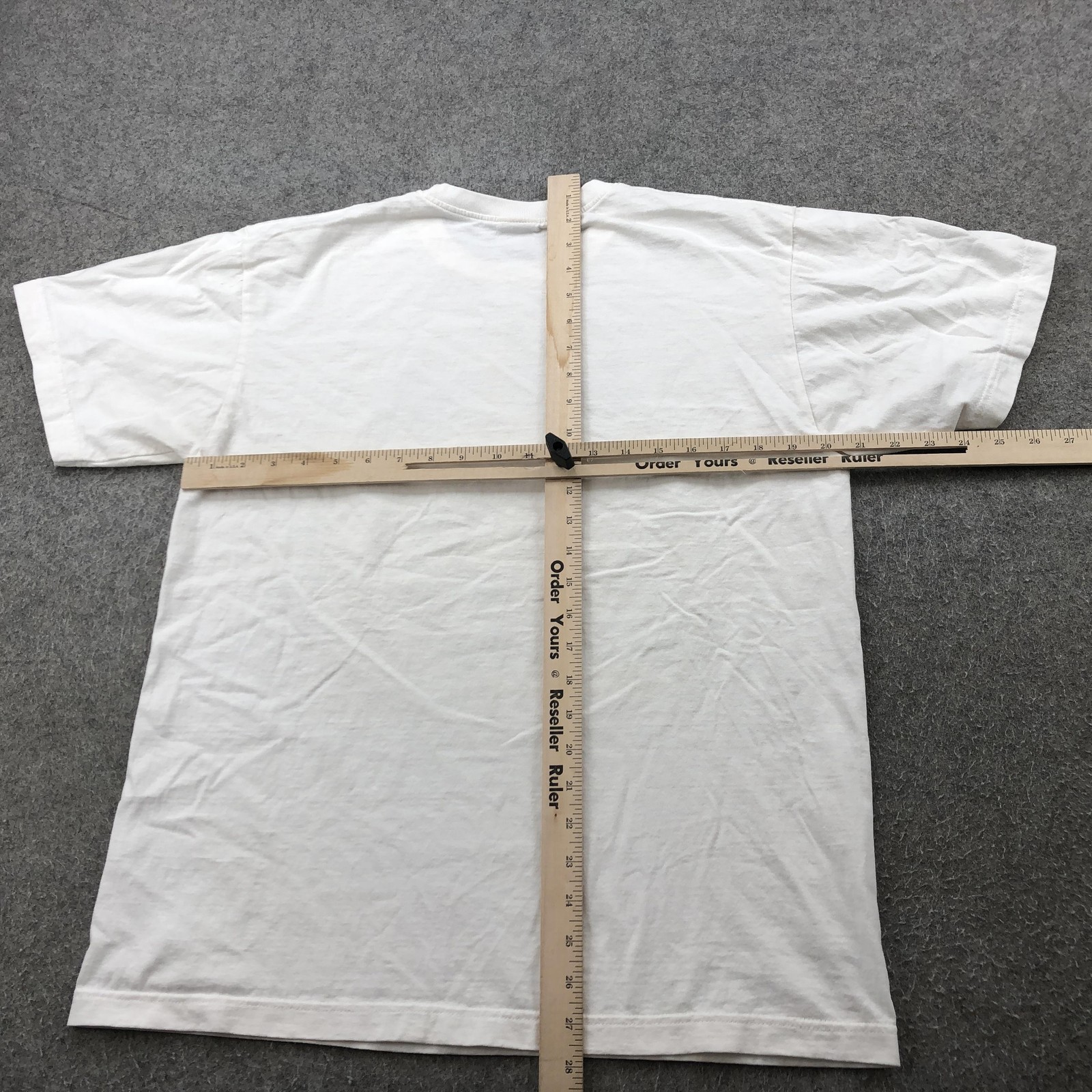 Bangkok Thailand Shirt Mens Large White Royal Grand Palace Temple Graphic Tee gallery