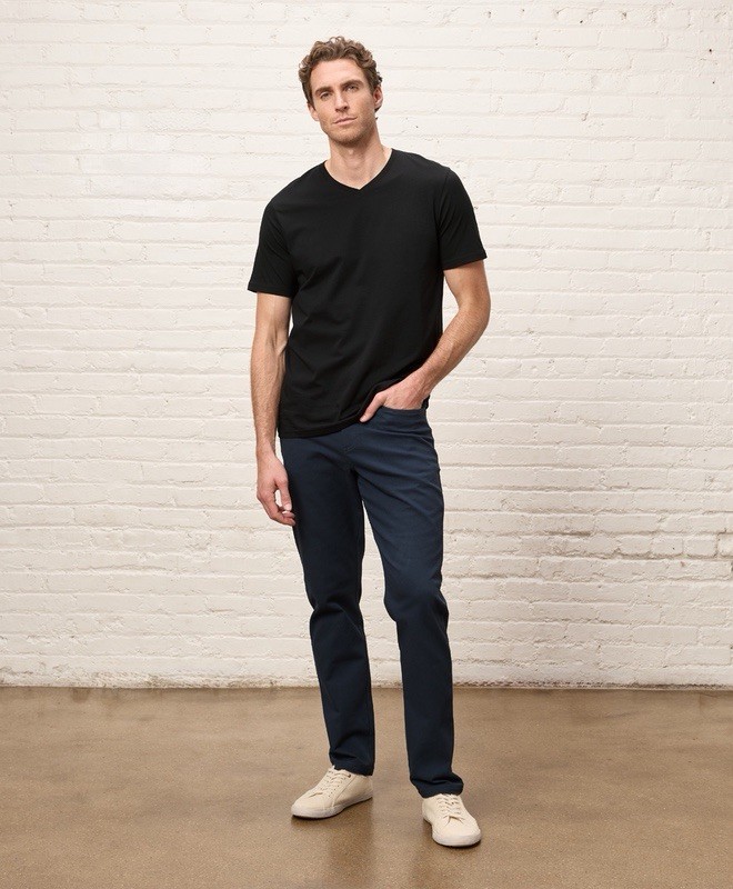 NWOT-Pact-Men’s Organic SoftSpun Essential V-Neck Tee-Black- Size (LARGE) gallery