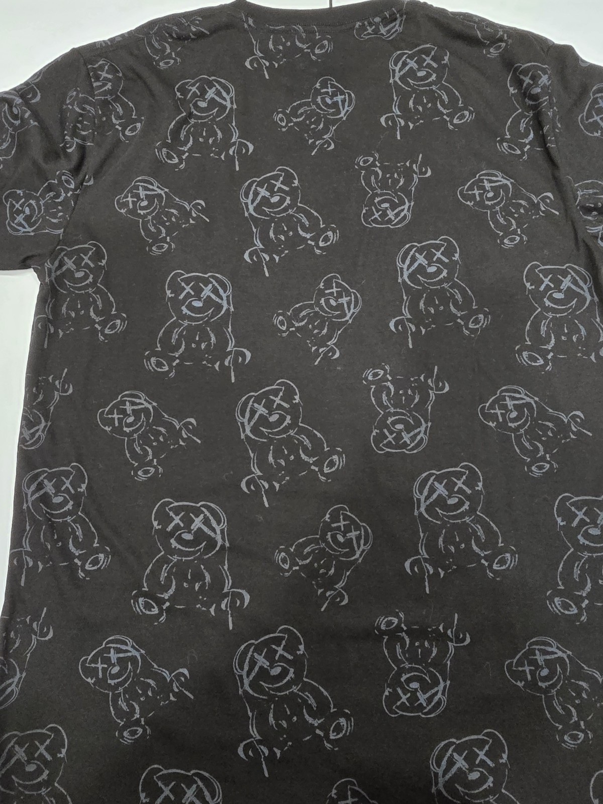 Hustle Mens Full Print Graphic Legend Bear Hustle Shirt L gallery