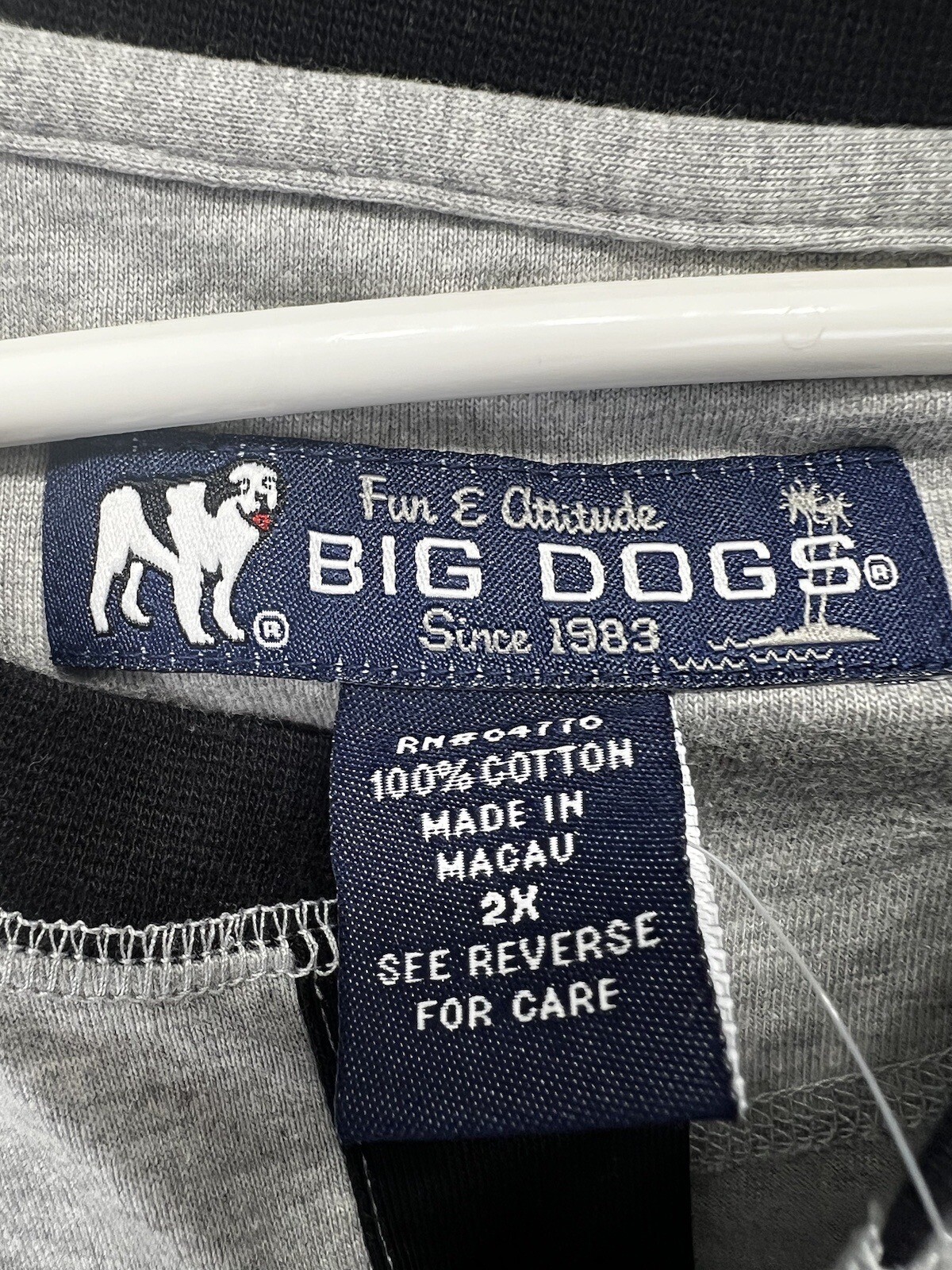 NWT Big Dogs Henley T Shirt Two Tone Color Block Men’s Size 2XL Gray/Black gallery