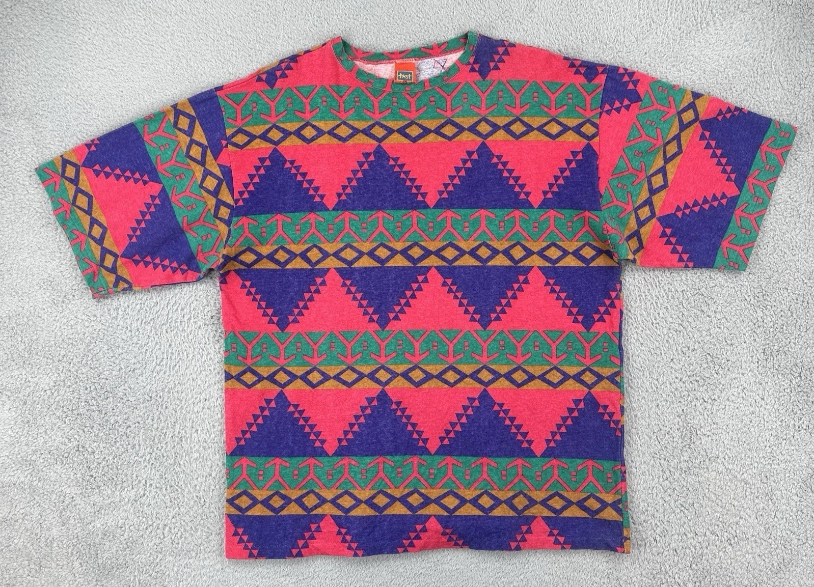 Vtg Fast 90s Boxy Adult L- XL T Shirt Southwestern Design AOP Colorful Hip Hop