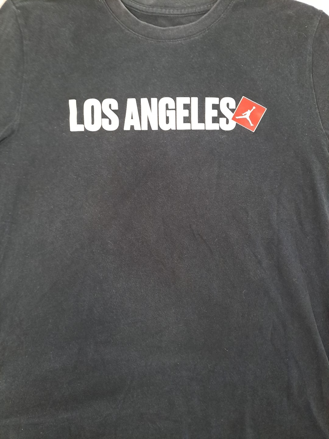 Nike Air Jordan Los Angeles City Men's T-Shirt Black Size L Faded Vtg Look DD803 gallery