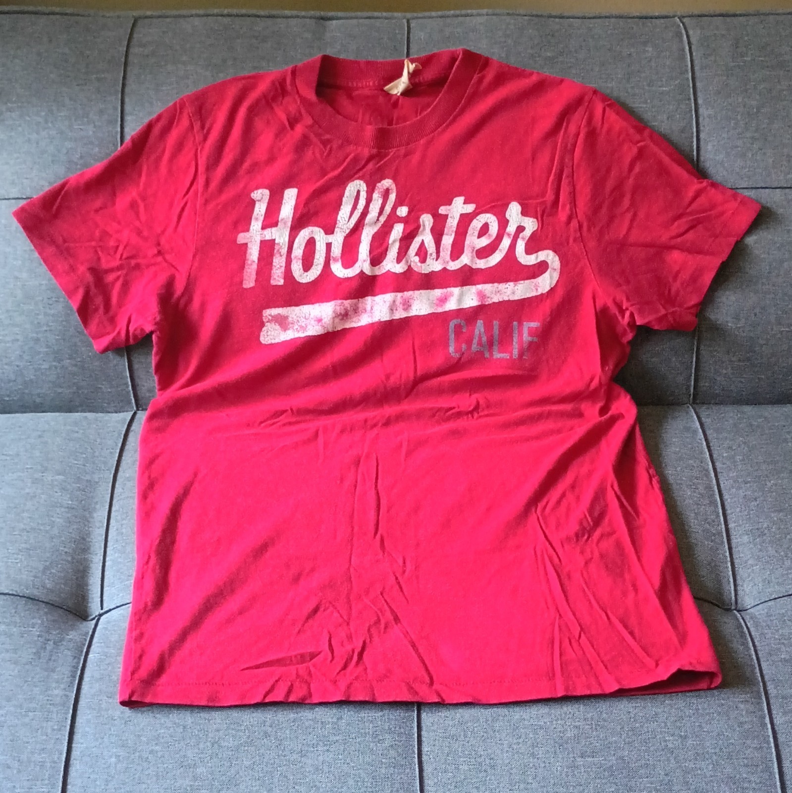 Hollister Red GraphicLogo CrewNeck T-Shirt Men's L 100%Cotton Easy Care Y2K VTG gallery