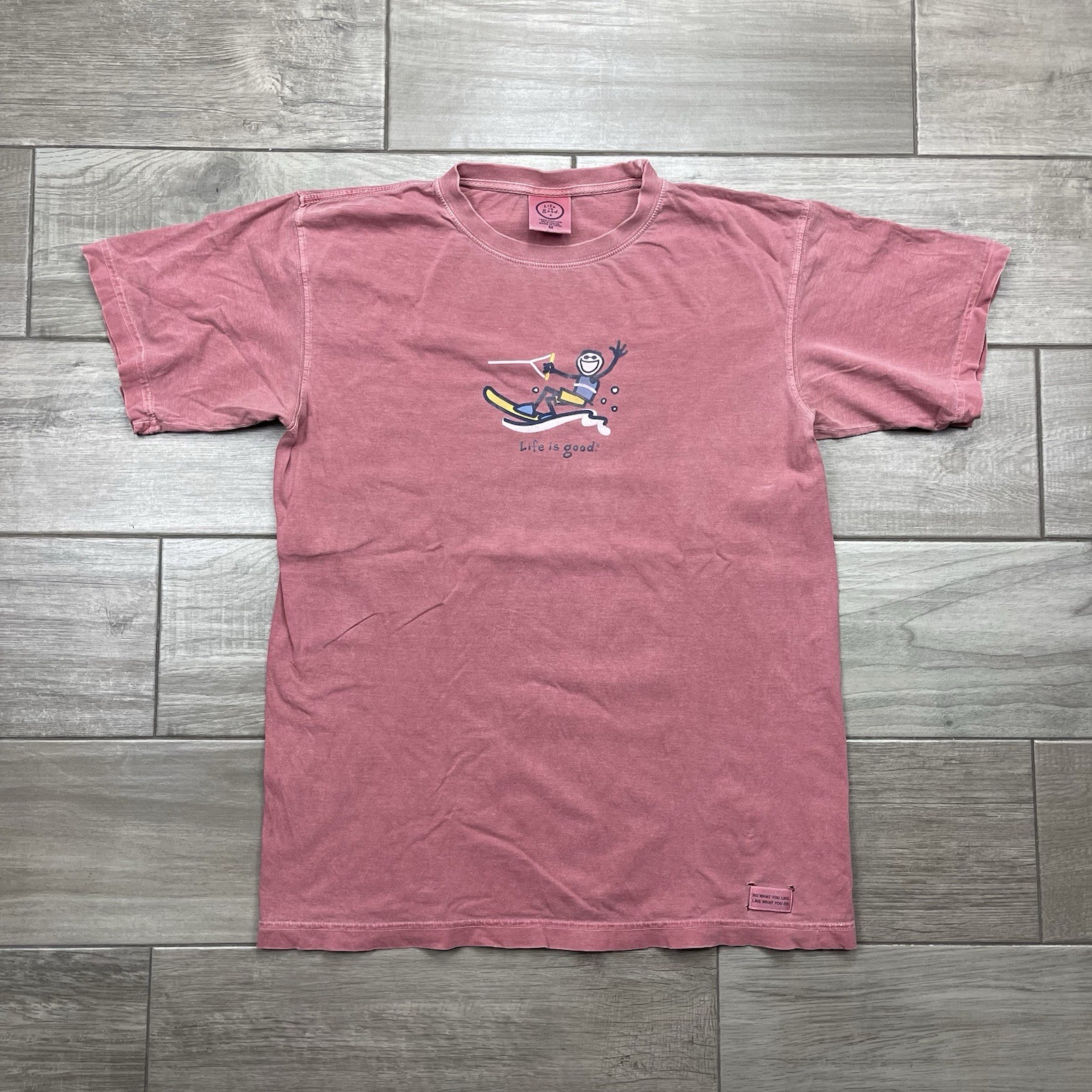 Life Is Good Water Skiing T Shirt Mens Medium Cotton Boating Lake Water Sports gallery