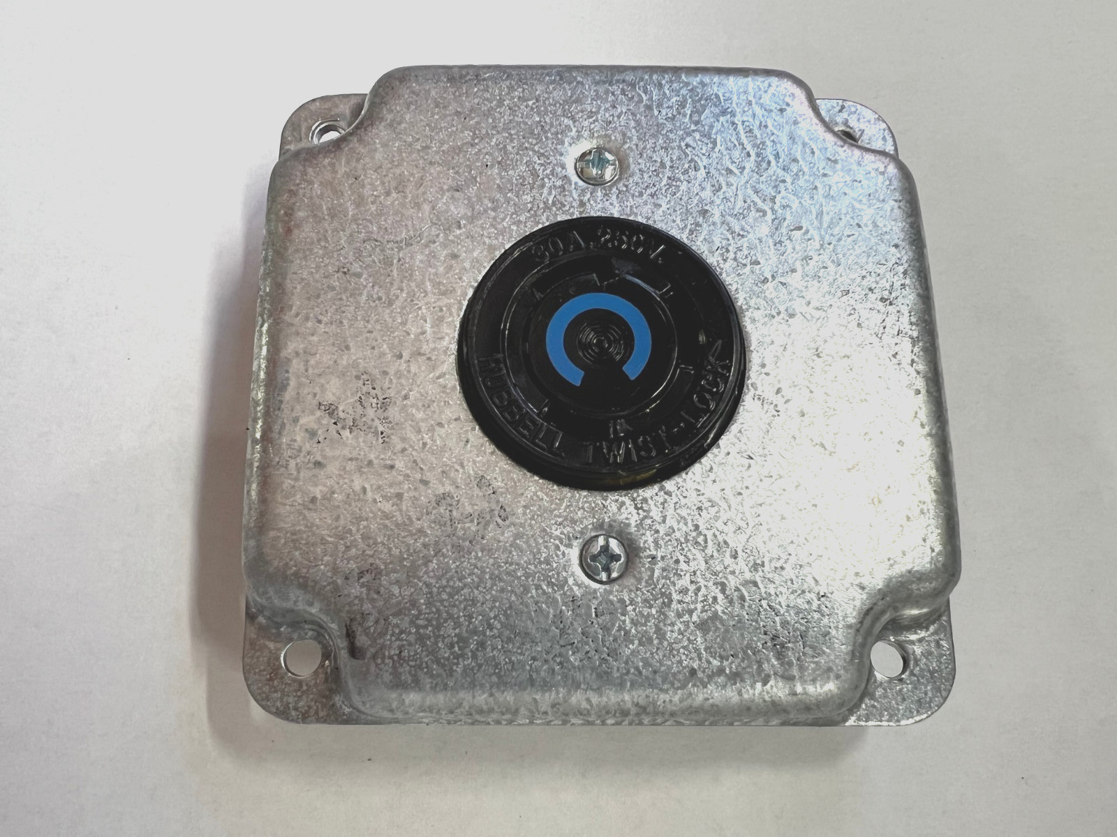 Hubbell L6-30R  30 Amp 250V Receptacle with Exposed Work Cover Free Shipping