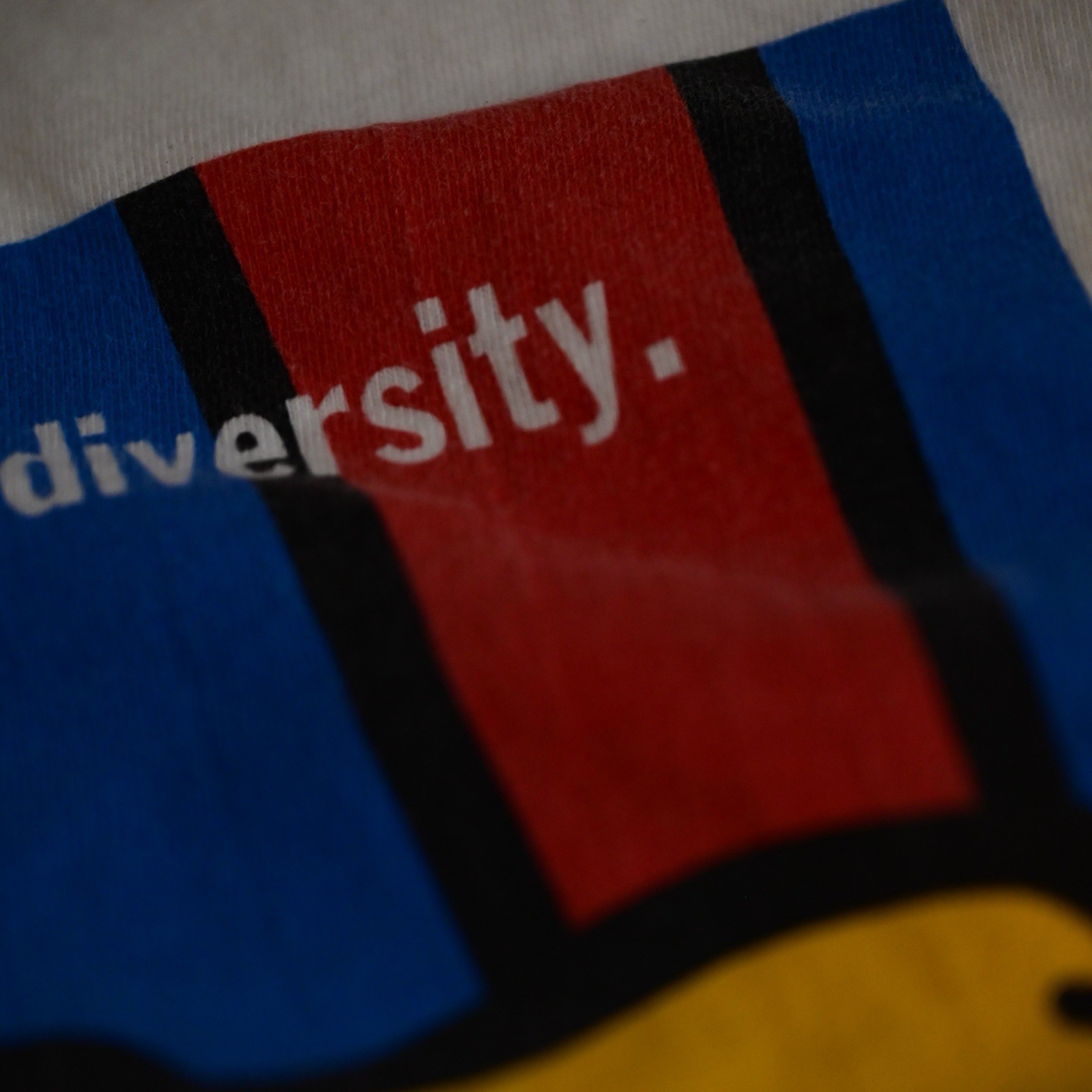Vintage UN Single Stitch “Unity Through Diversity” T Shirt Beefy Hanes XL gallery
