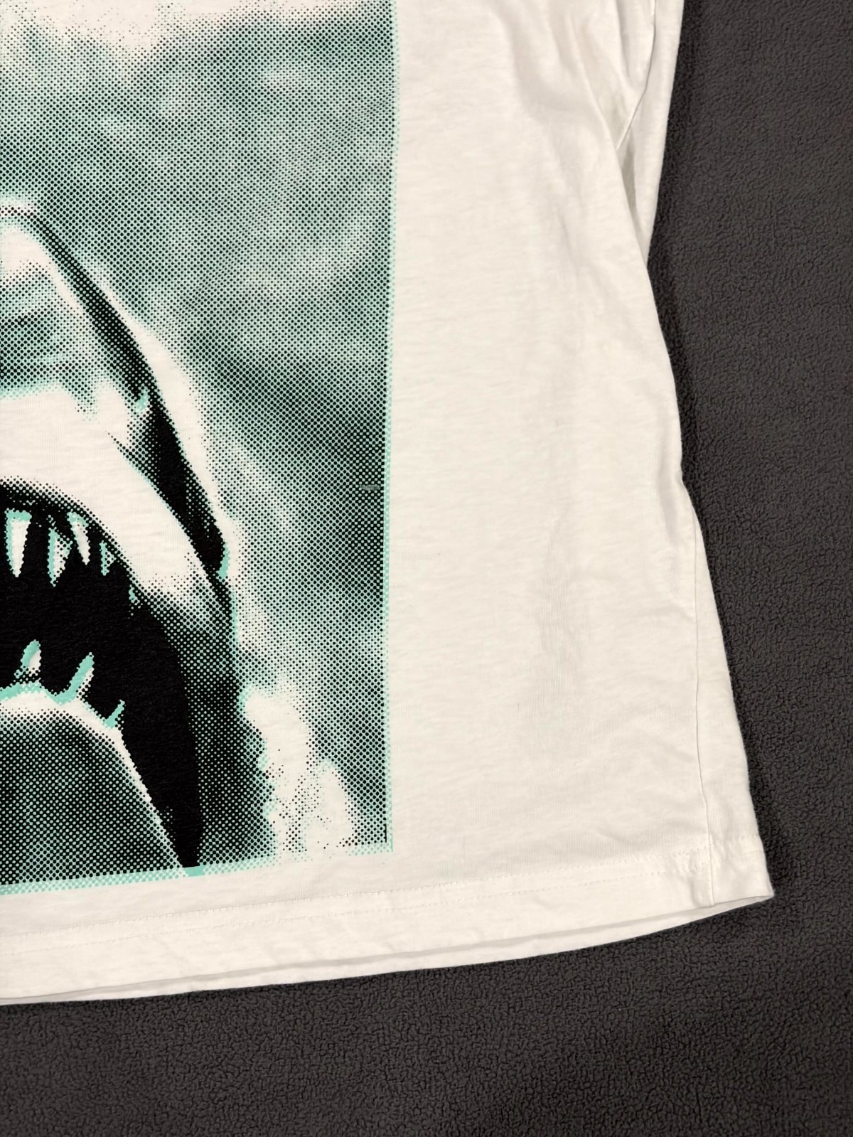 Jaws Tank Top Mens Large White Shark 1975 Swimmer Horror Adventure Film Graphic gallery
