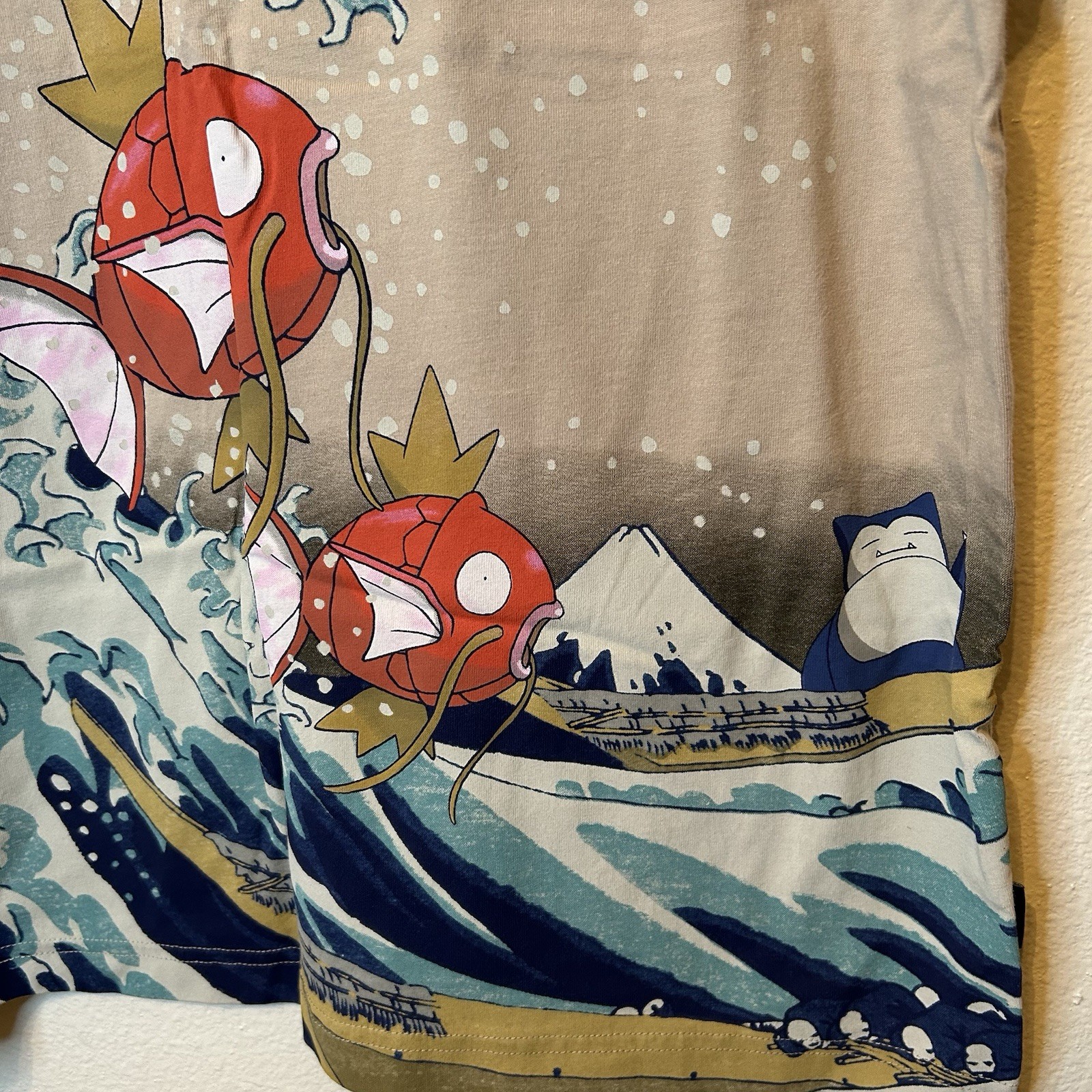 Pokemon Uniqlo Magikarp Snorlax Great Wave Off Kanagawa Hokusai UTGP Anime BG20 gallery