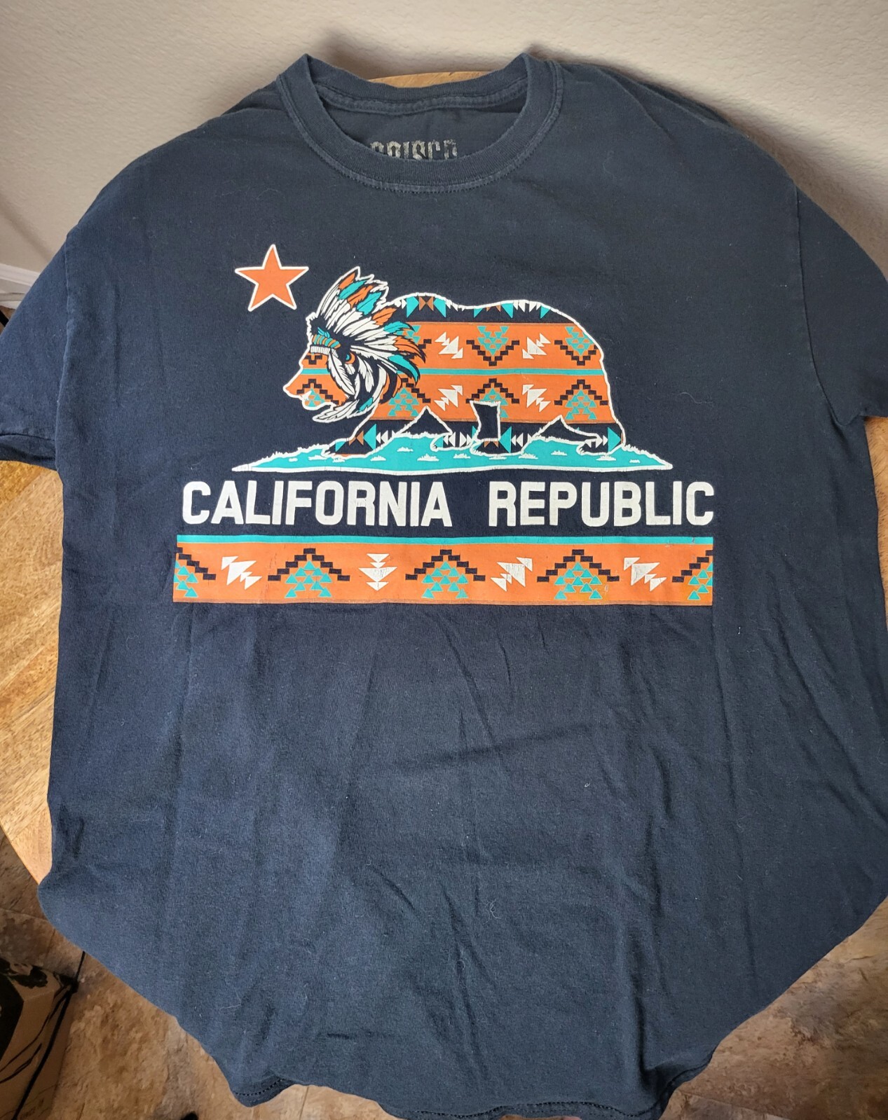 Brisco Apparel California Republic Native American Bear Graphic T-shirt Size L gallery