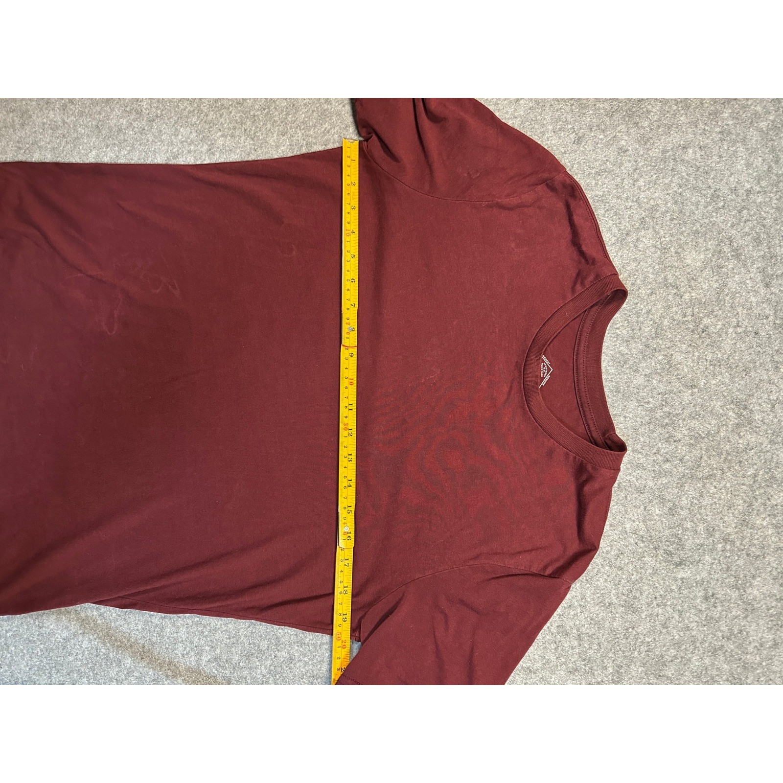 St. John's Bay Classic Menswear T-Shirt Small Burgundy Cotton Blend Short Sleeve gallery