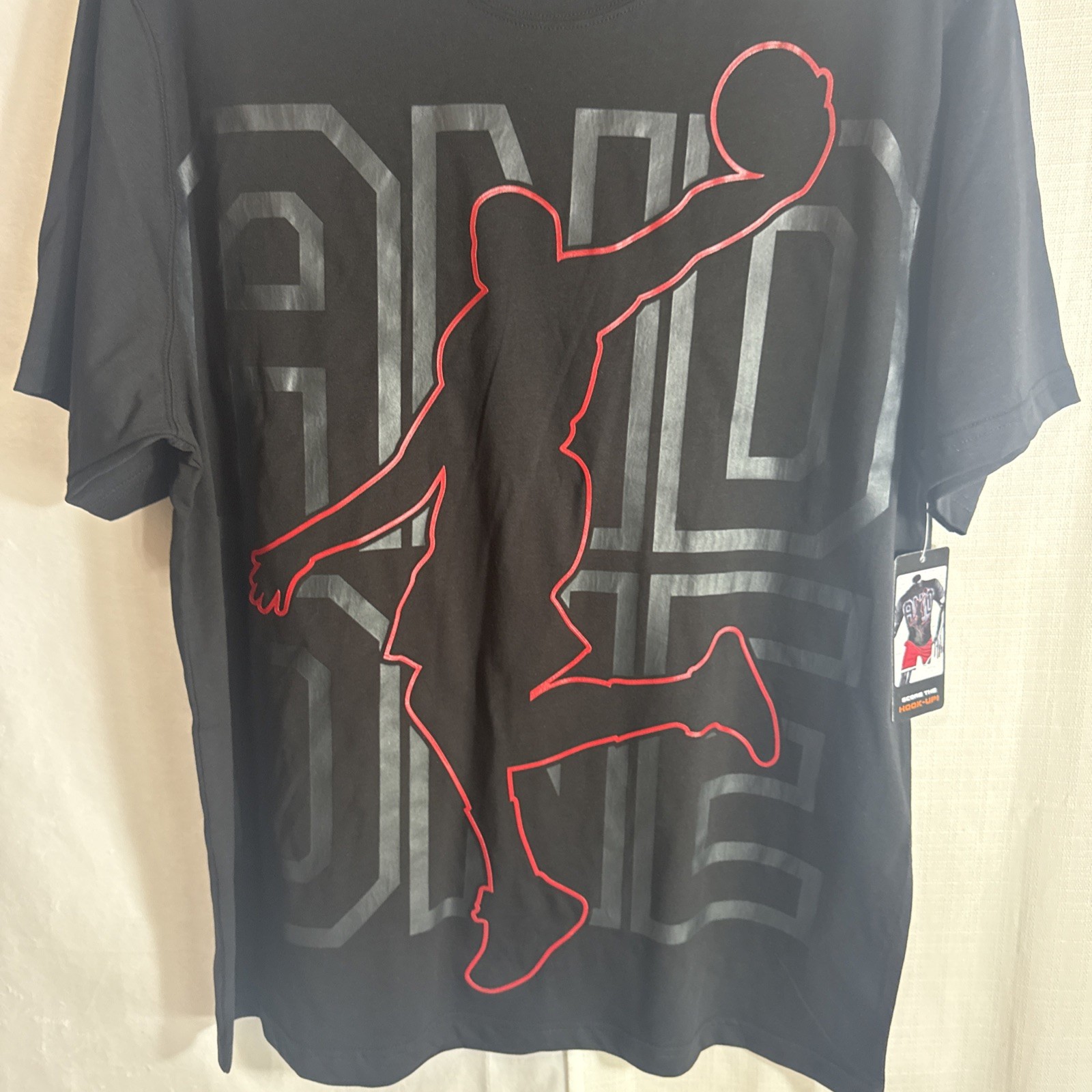 And1 Dunk Logo T-Shirt Black Men Graphic Tee Basketball Size X-Large NWT gallery