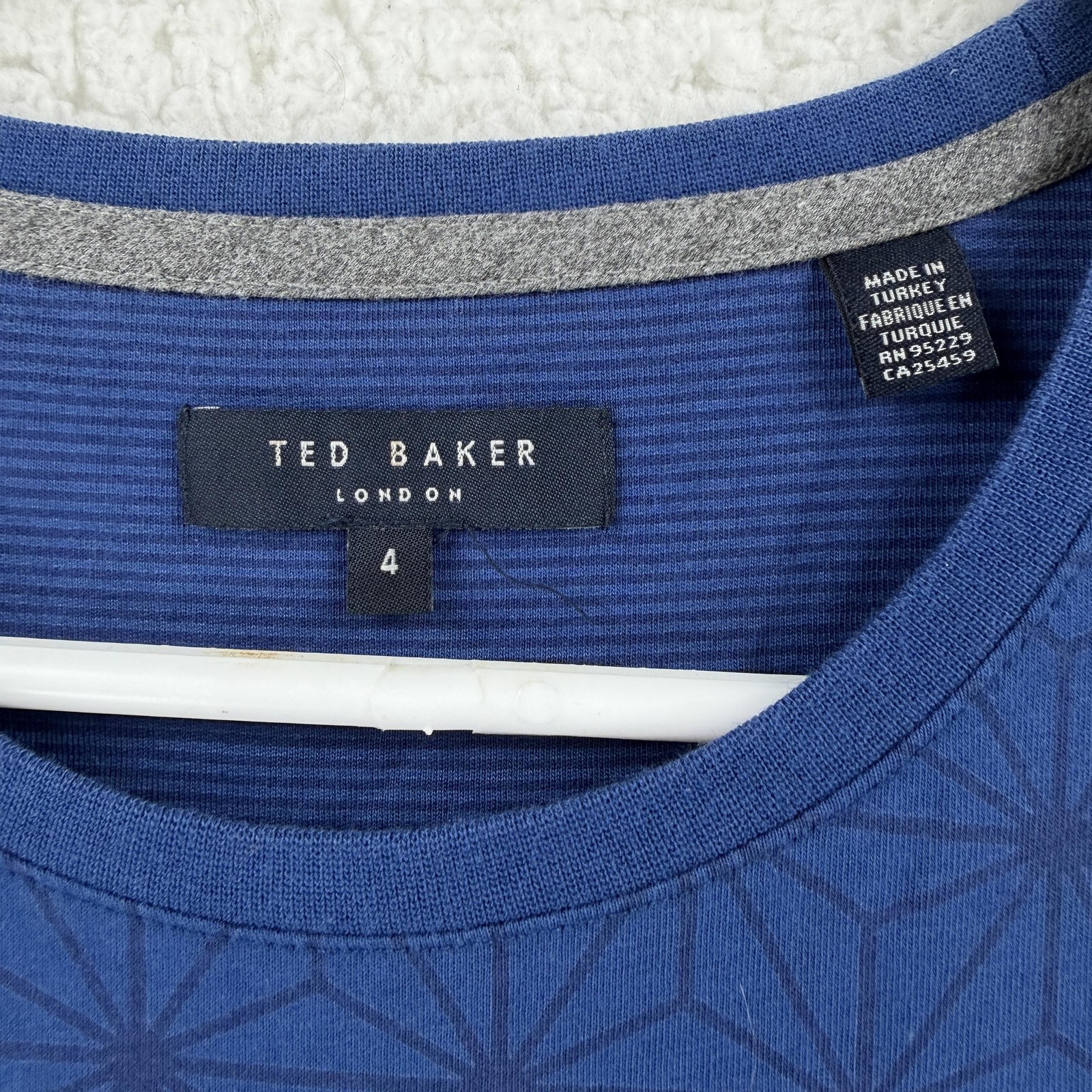Ted Baker Shirt Mens 4 Blue Geometric Pattern Cotton Crewneck Tee Large gallery