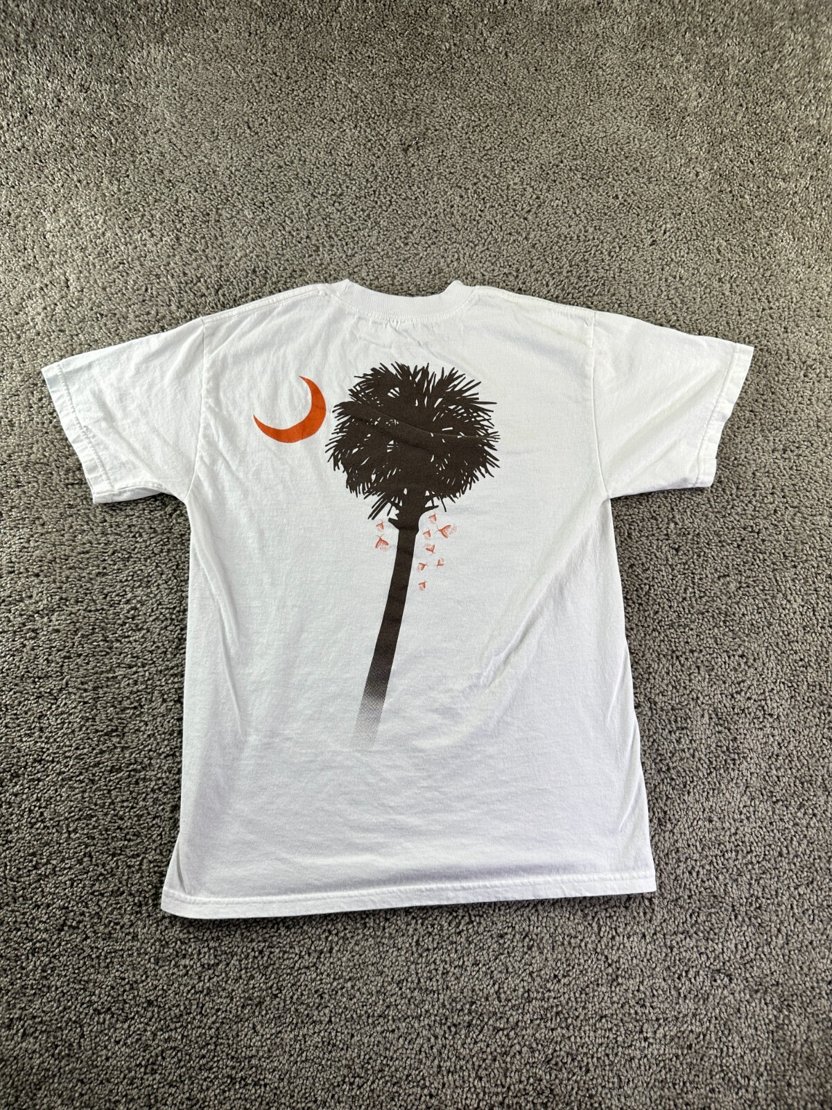 Firefly Shirt Mens Medium White Red South Carolina Sweet Tea Vodka Casual FLAW gallery