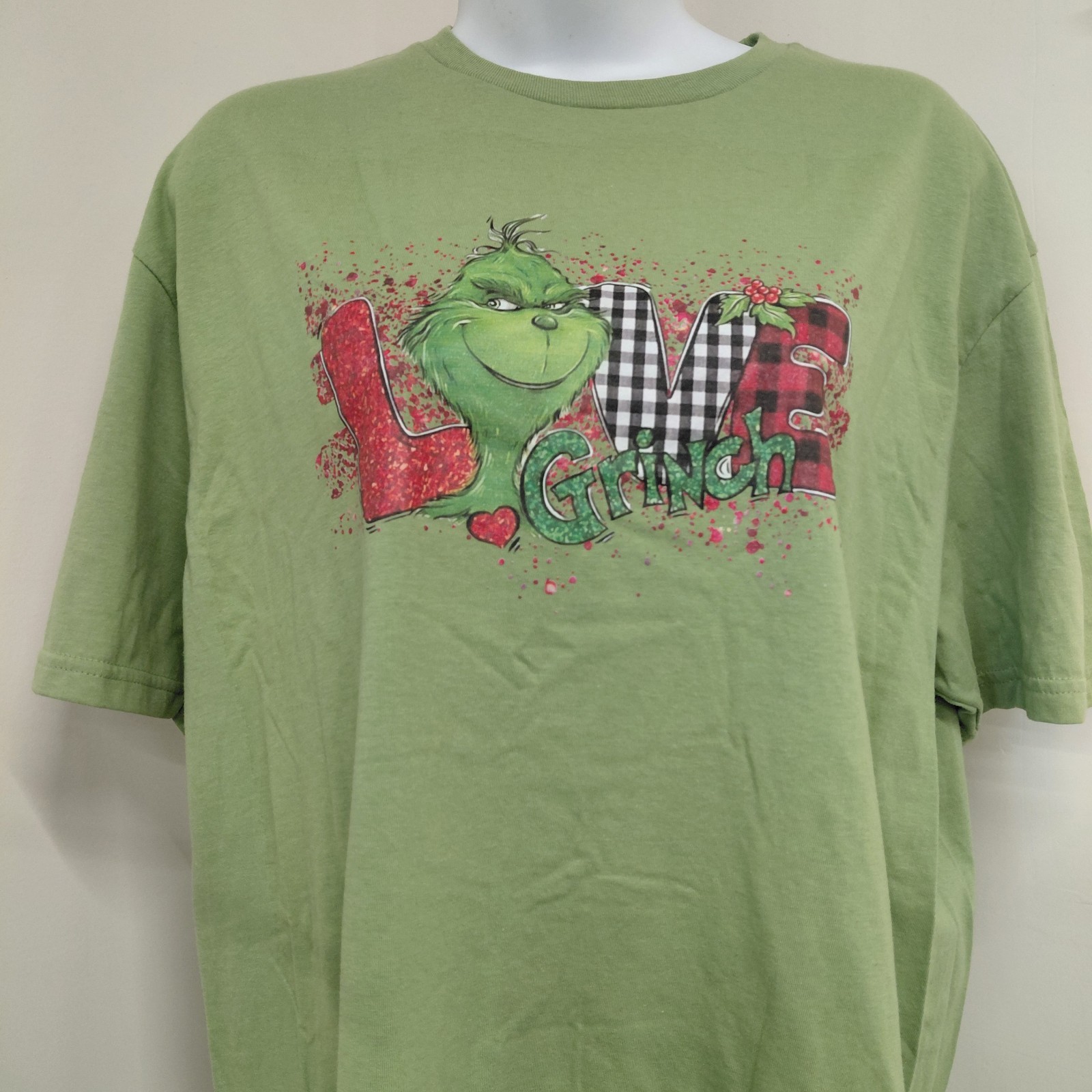 Grinch Love T-Shirt Women's Size Large Green Short Sleeve Crewneck Christmas 🎄 gallery