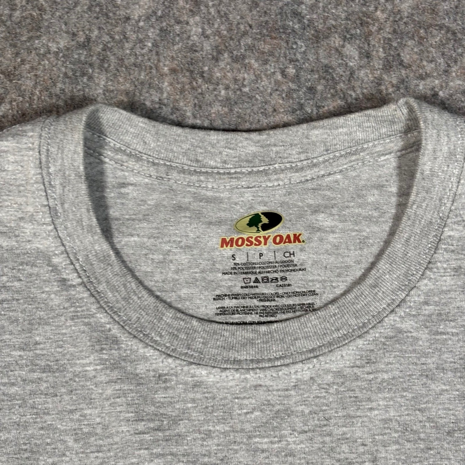Mossy Oak Graphic T-Shirt Mens S Grey Break-Up Country Hunting Buck deer hunt gallery