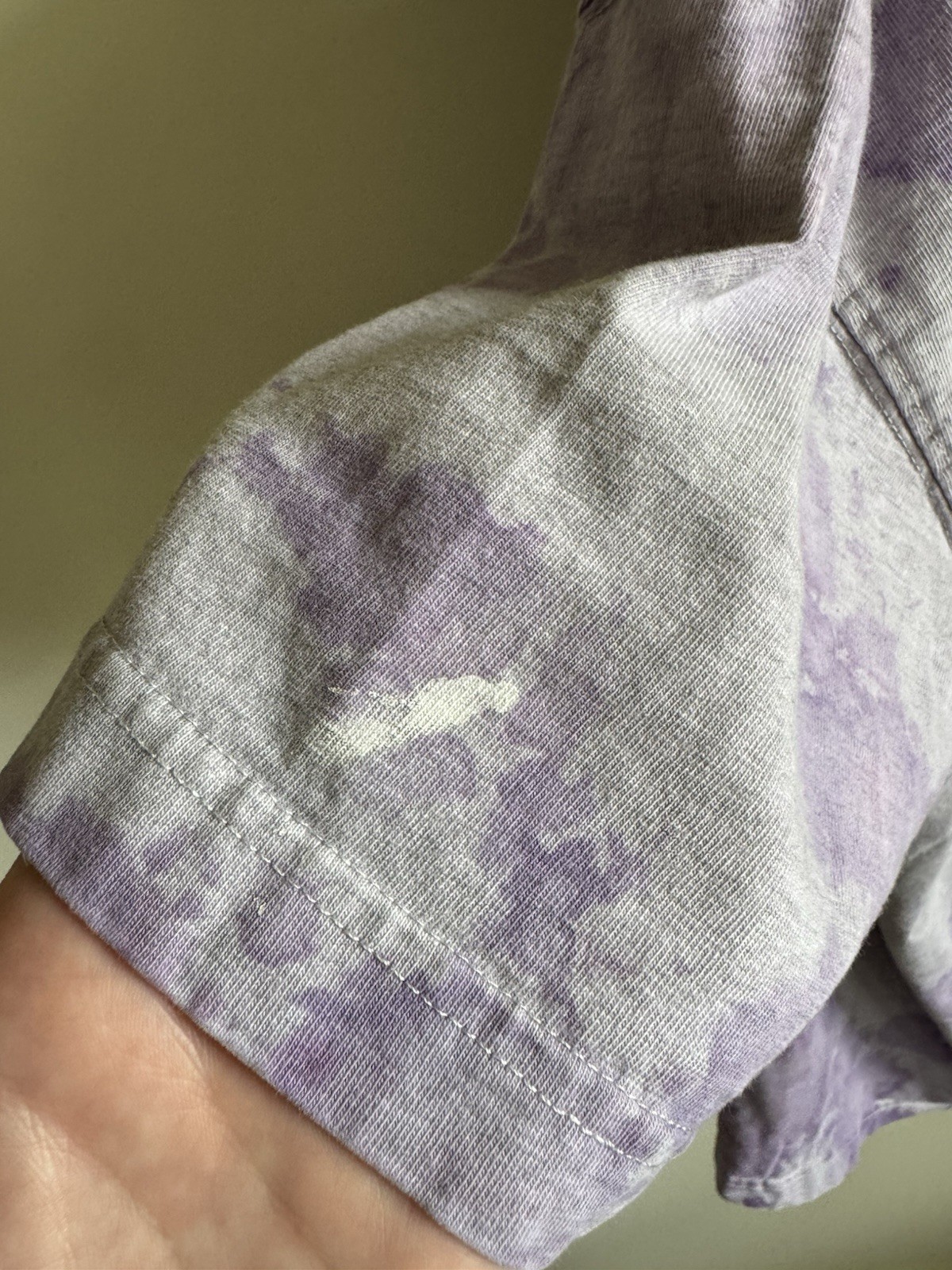 H&M Purple Tie-Dye T-Shirt, Size Medium gallery