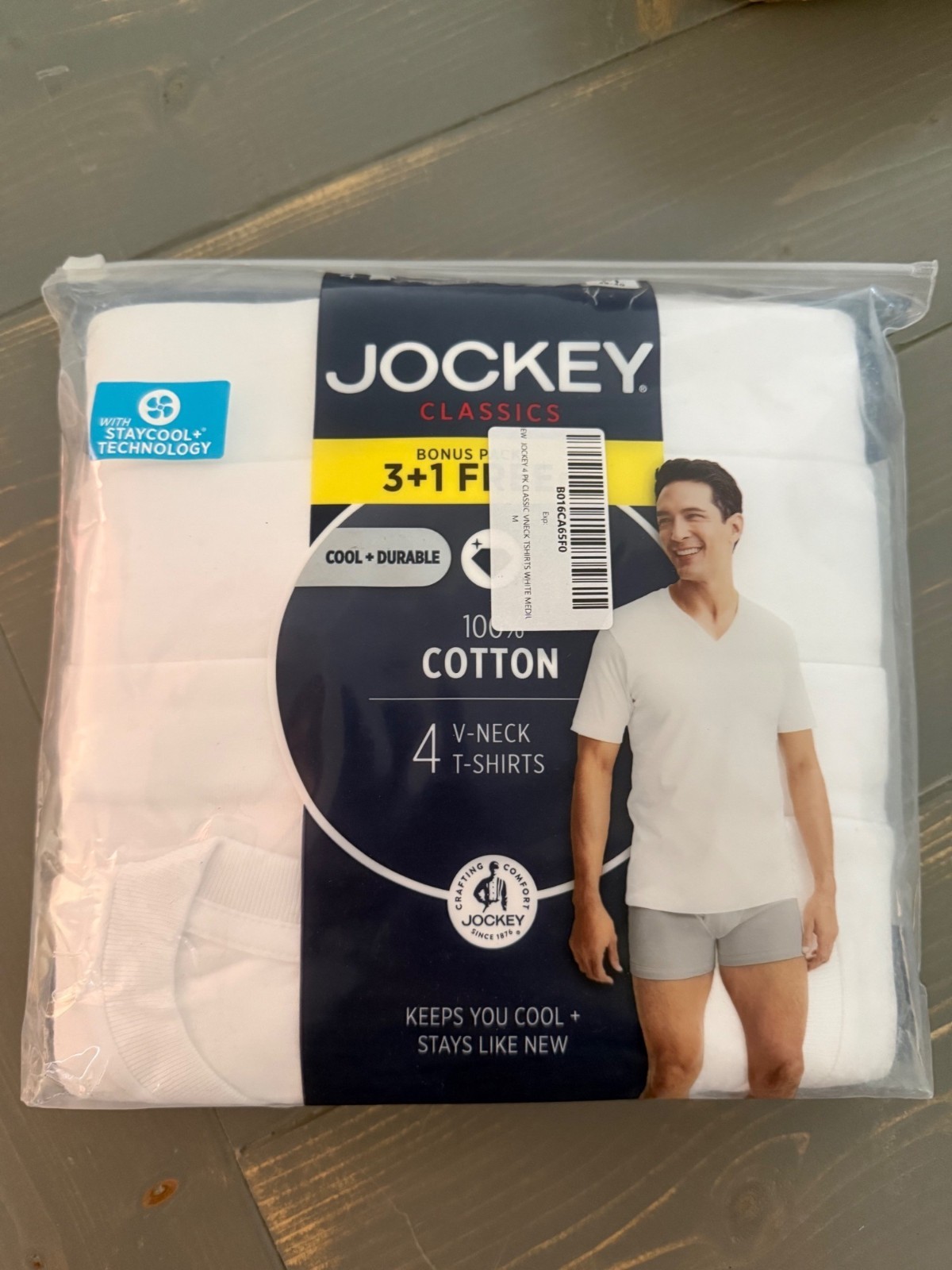 Jockey Mens Tagless V-Neck Undershirts 4-Pack StayCool Technology White M gallery