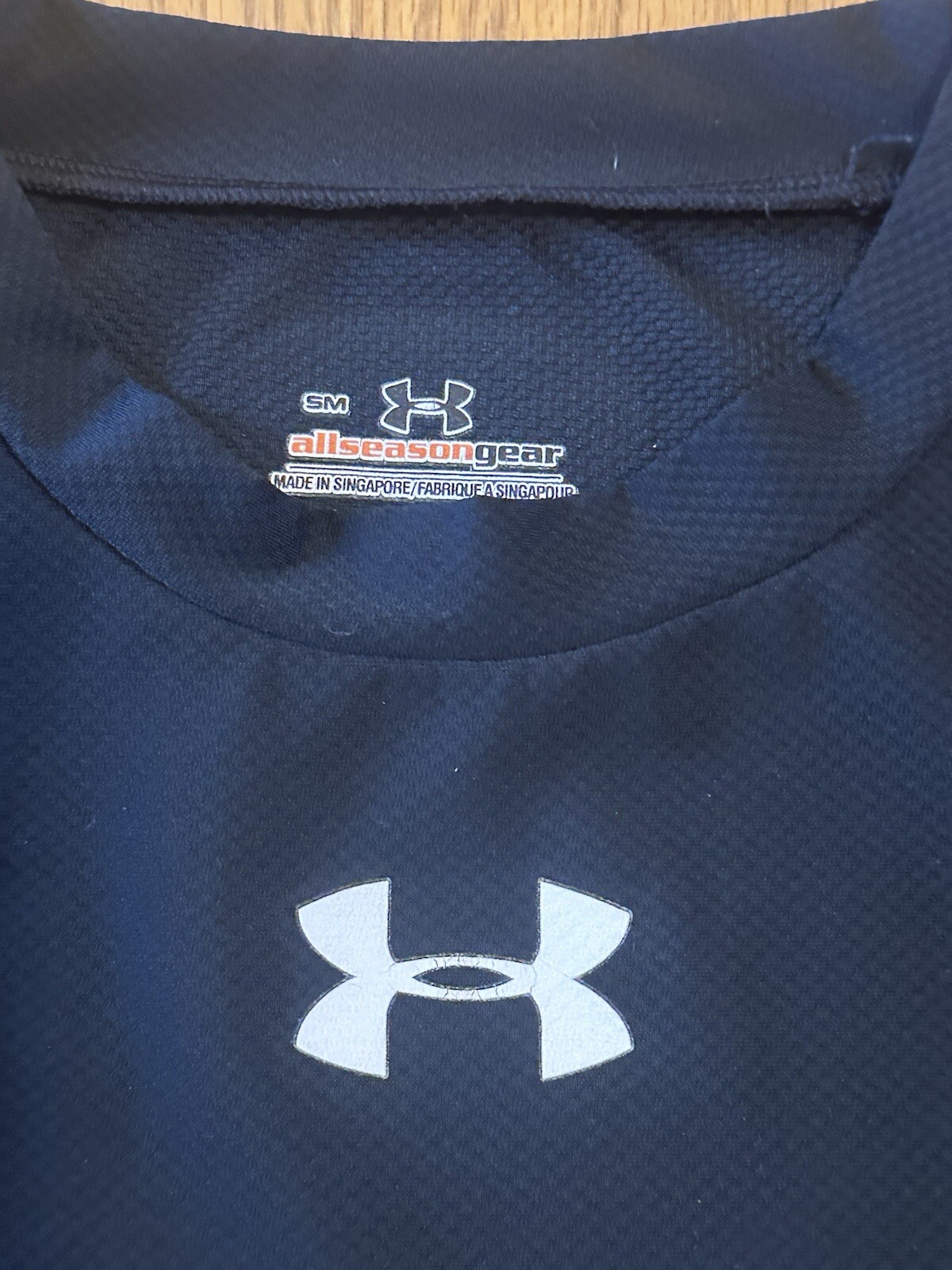 Under Armour Black All season Long Sleeve Shirt Sz Small gallery