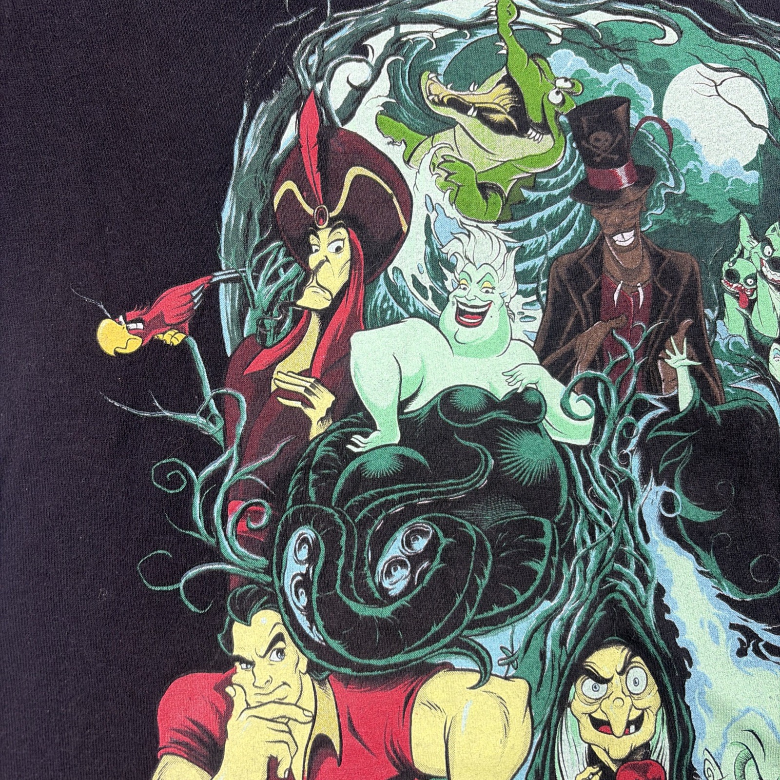 Disney Villains T Shirt Adult Medium Black Short Sleeve Graphic Tee Halloween gallery
