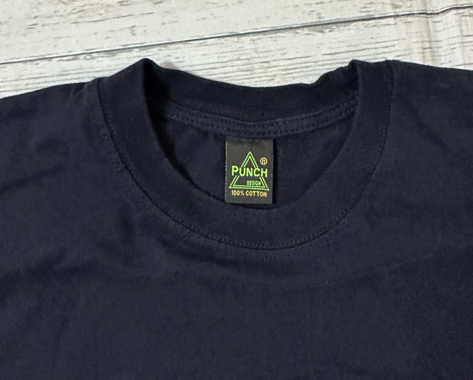 Out Of Africa Punch Mens T-Shirt 100% Cotton Made in Kenya Size M Black gallery