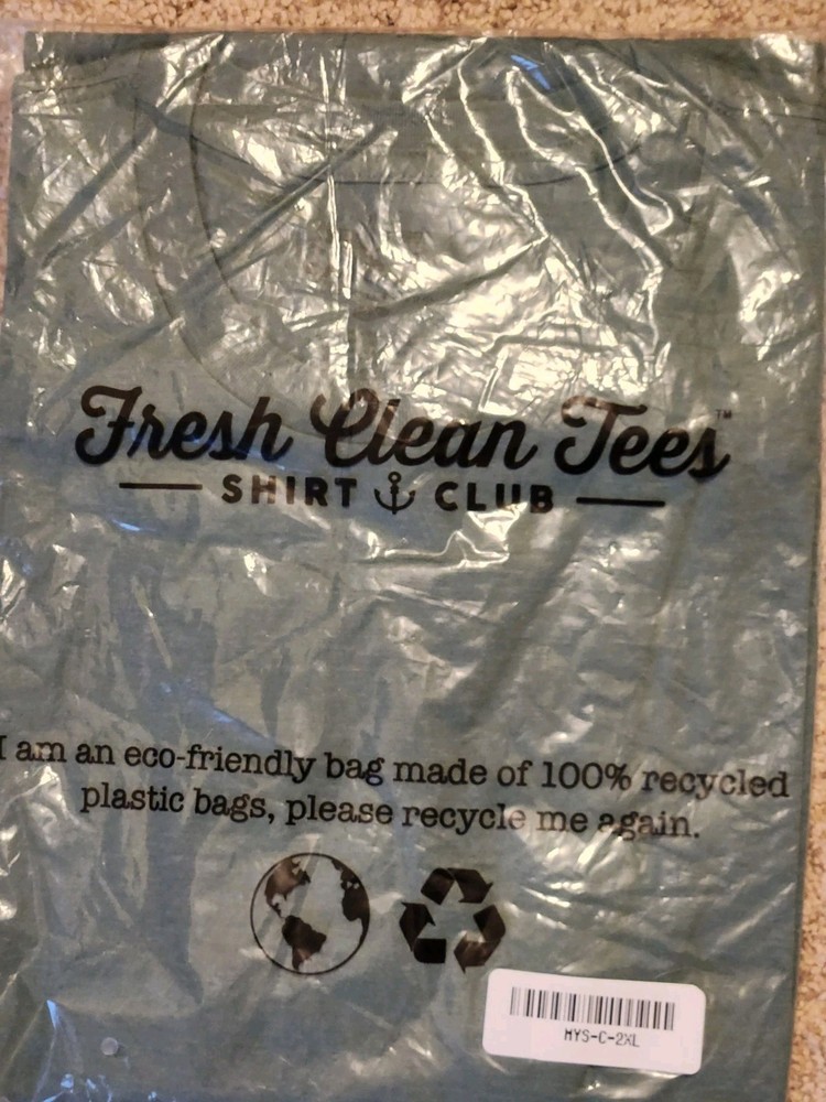 2XL – Fresh Clean Threads Men’s Short Sleeve Crew Neck Tee T SHIRT NEW