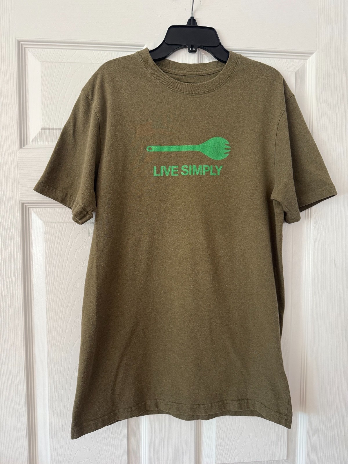 Patagonia T Shirt Men’s Small Green Live Simply Graphic Organic Cotton Tee