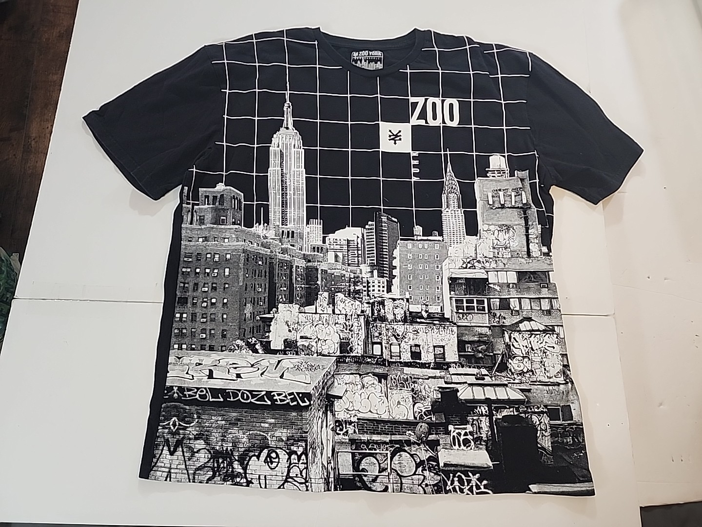 VTG Zoo York Unbreakable NYC Skyline Graphic Tee Black XXL Urban Streetwear Xmas gallery