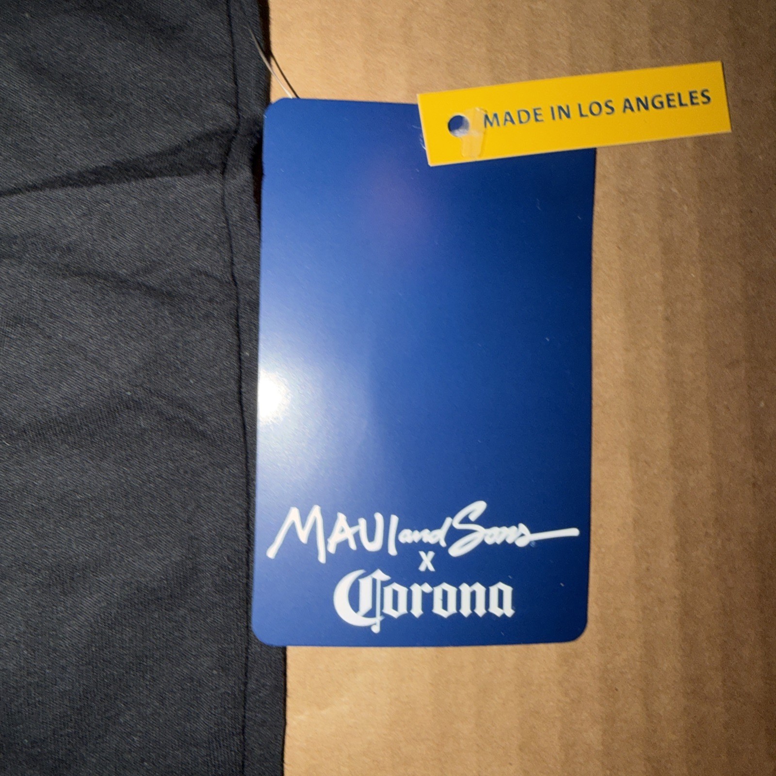 Corona x Maui & Sons Rare Size Large Shirt Men's Shark Chillin w Bucket Beer Fan gallery