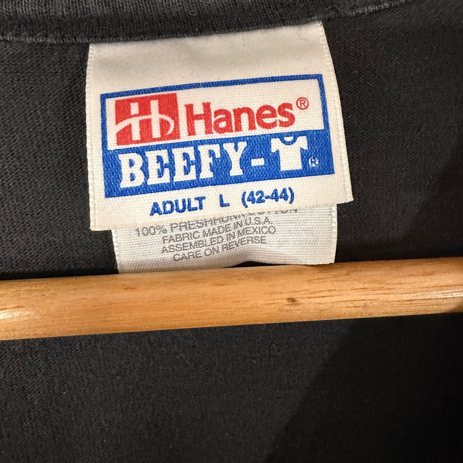 Vintage Hanes Beefy-T Freightliner Truck Graphic Pocket T-Shirt Black Mens L gallery
