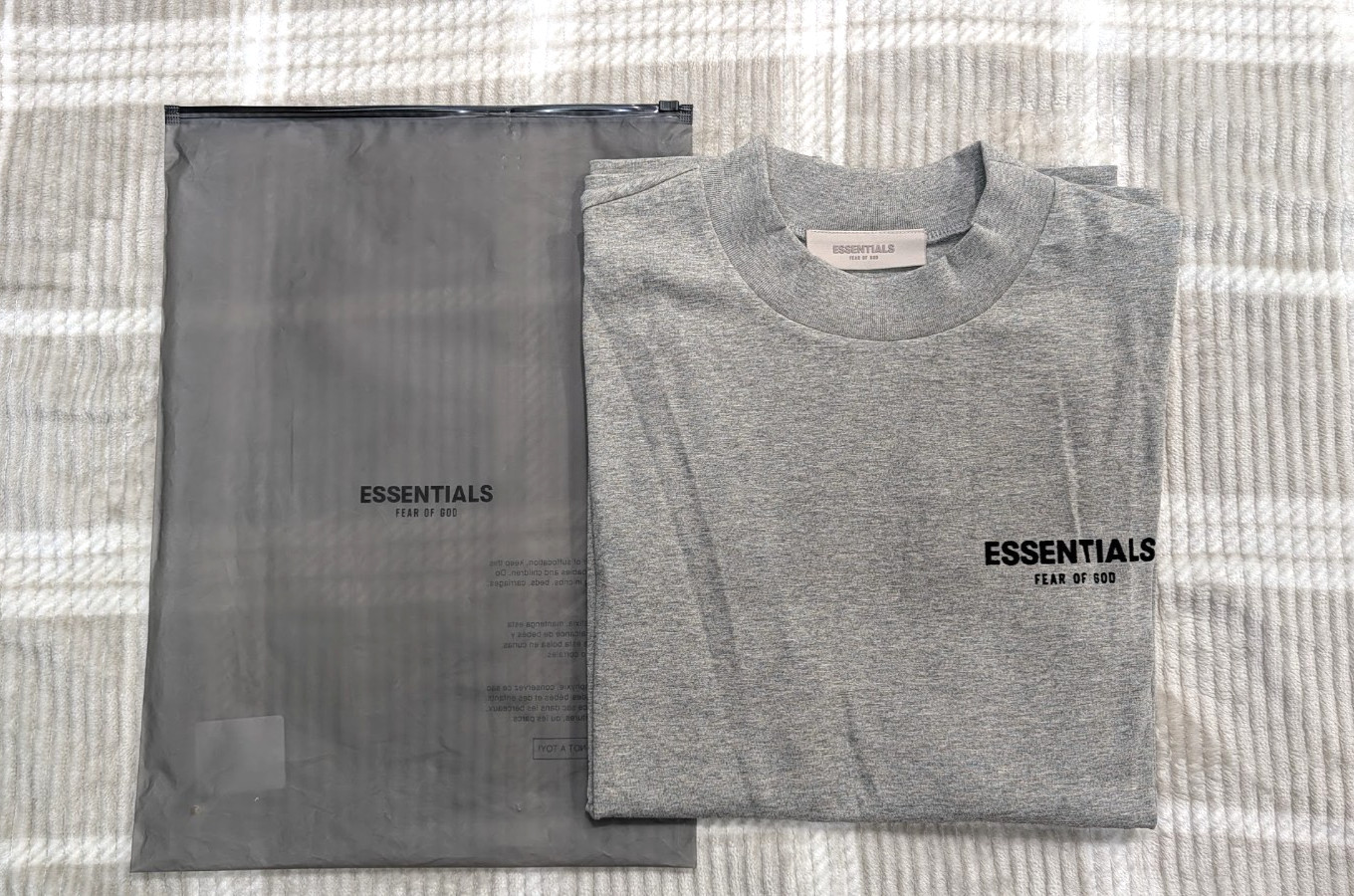 Fear of God Essentials Tee 'Dark Oatmeal' M Size Oversized T-Shirt SS22 NWT gallery