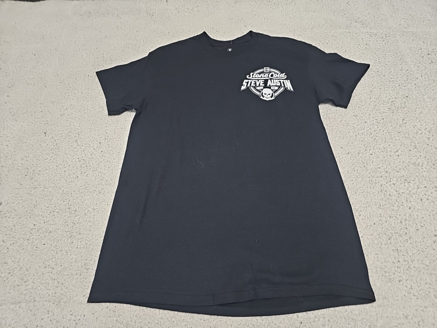 STONE COLD STEVE AUSTIN Retro WWE Legends Royal Rumble WINNER '97 Tshirt Medium gallery