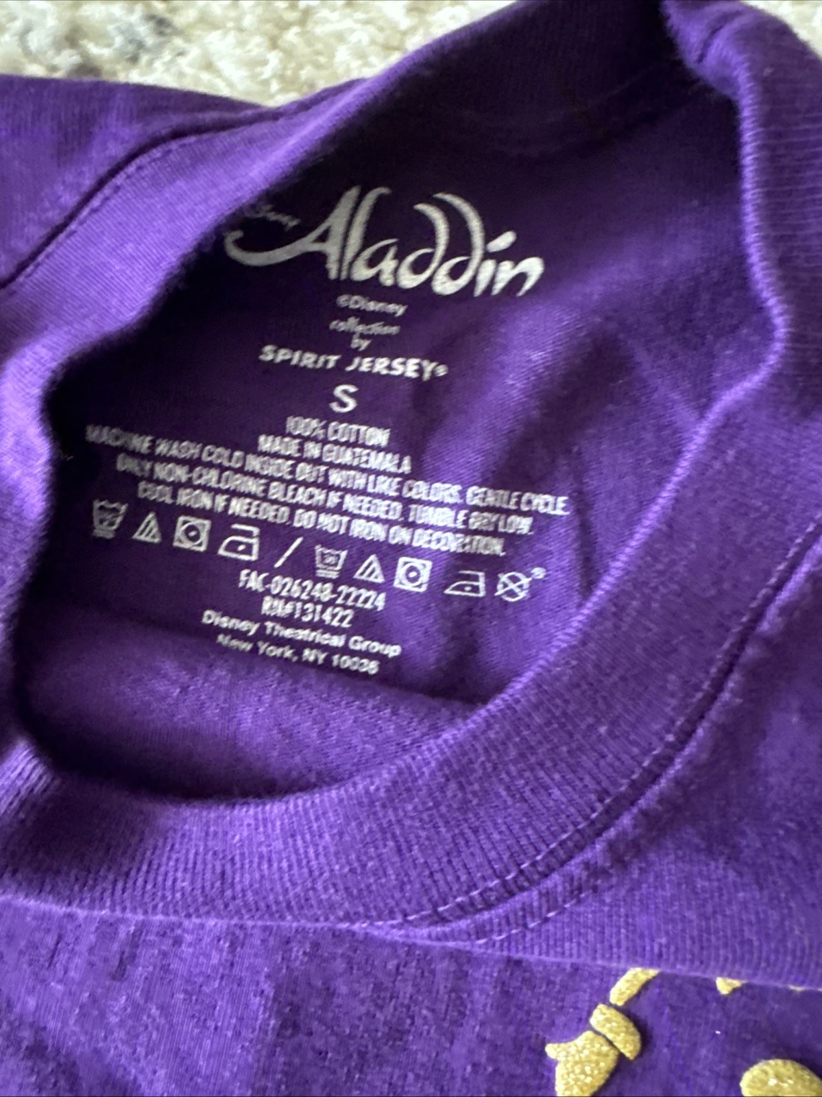 Aladdin Disney Spirit Jersey Shirt Mens Small Purple Movie Broadway Long Sleeve gallery