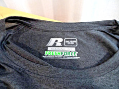 MEN S NEW – DARK GRAY T-SHRT BY RUSSELL – SIZE 2 XL