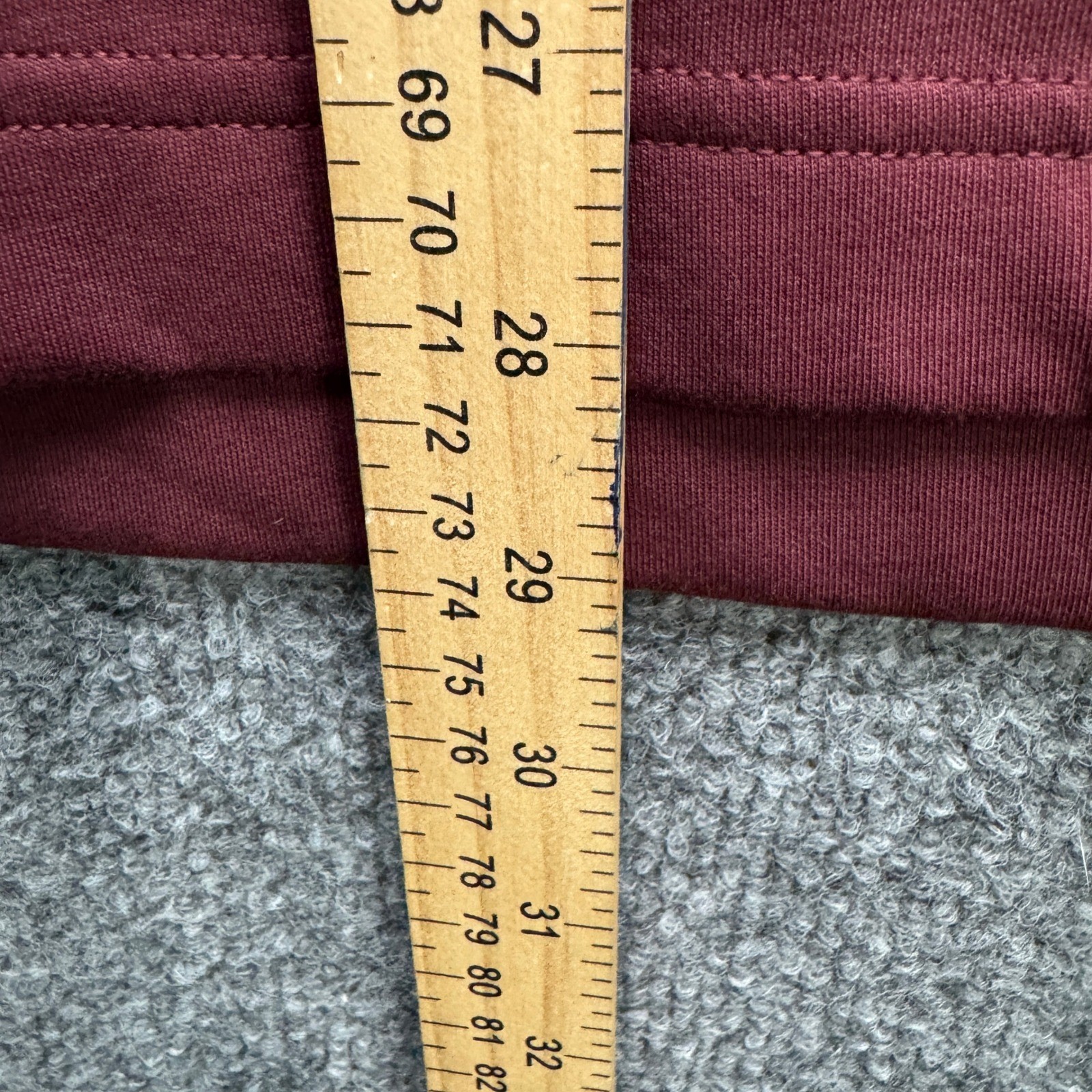 Uniqlo U Mock Neck Long Sleeve Shirt Mens L Burgundy Heavyweight Casual Tee gallery