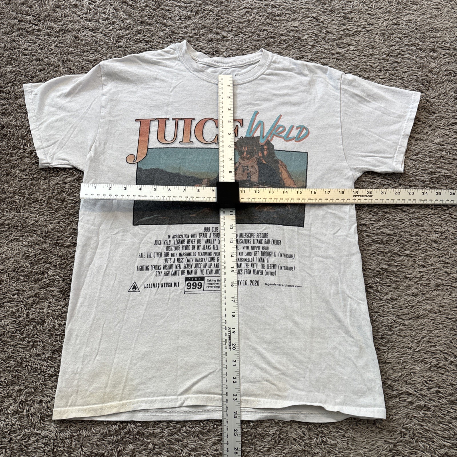 Juice Wrld 999 Club Legends Never Die Album Graphic T-Shirt Cream Medium M Stain gallery